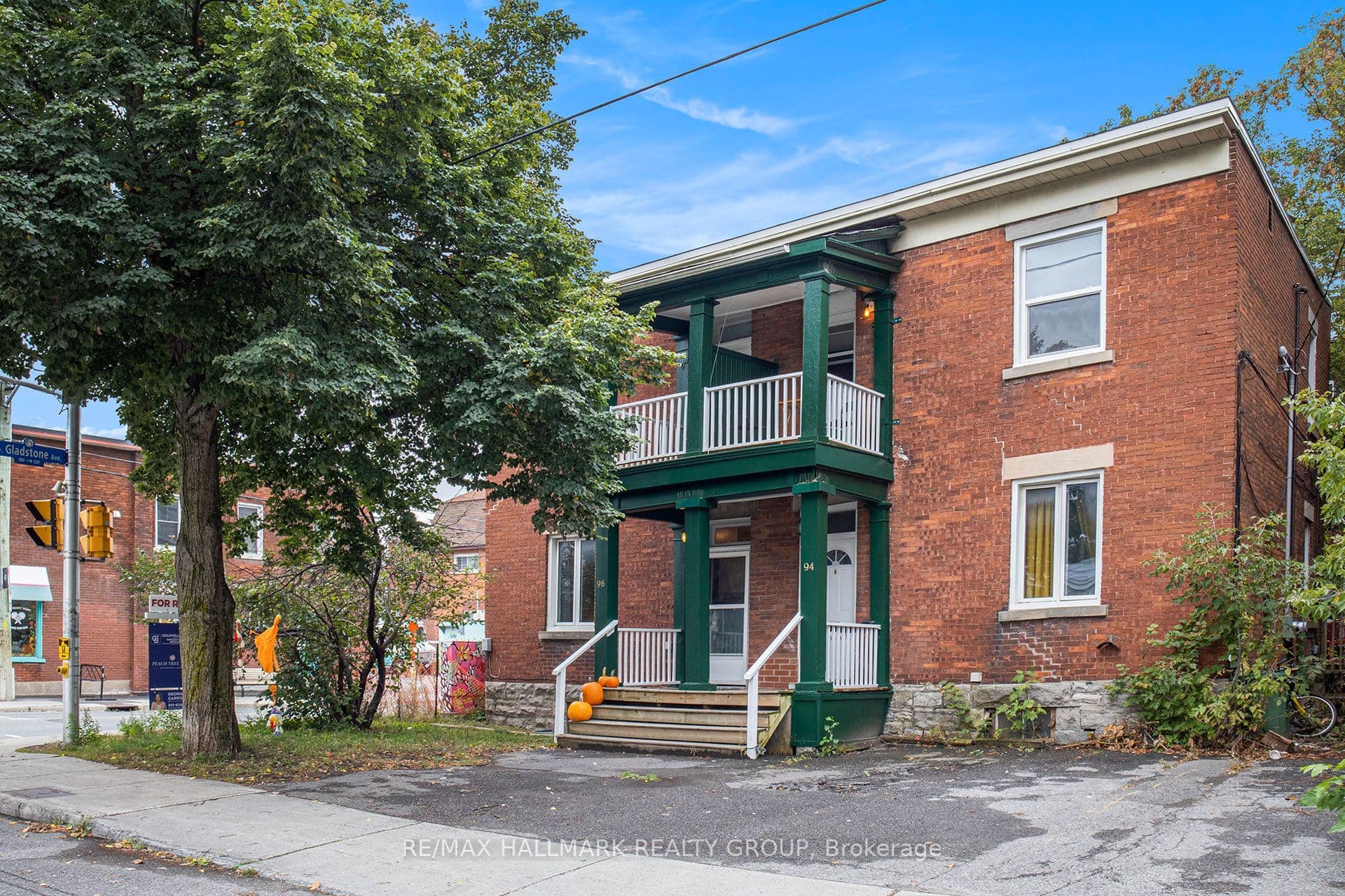 Unit 3 94 Fairmont Avenue photo 1