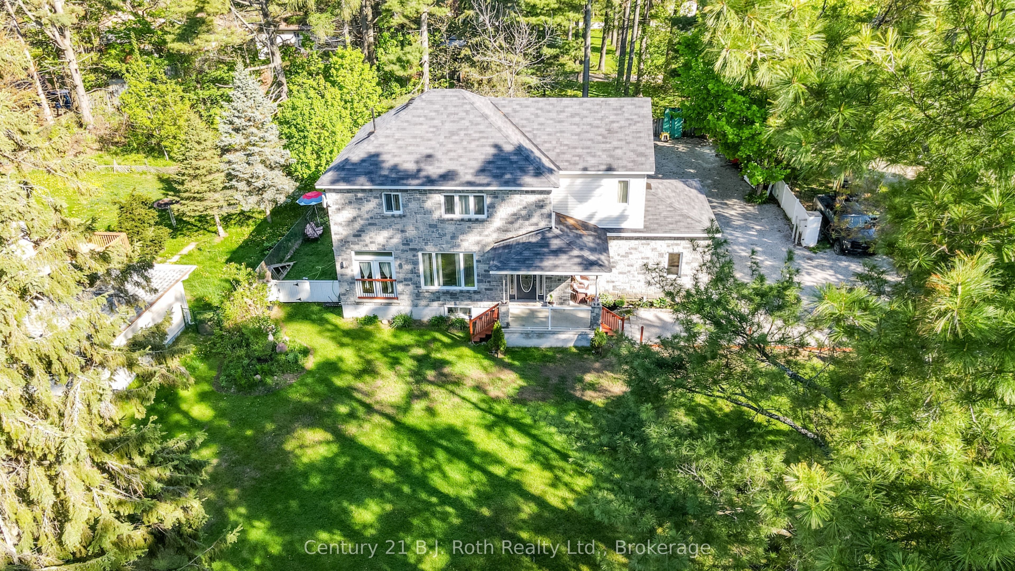 3276 Turnbull Drive photo 1