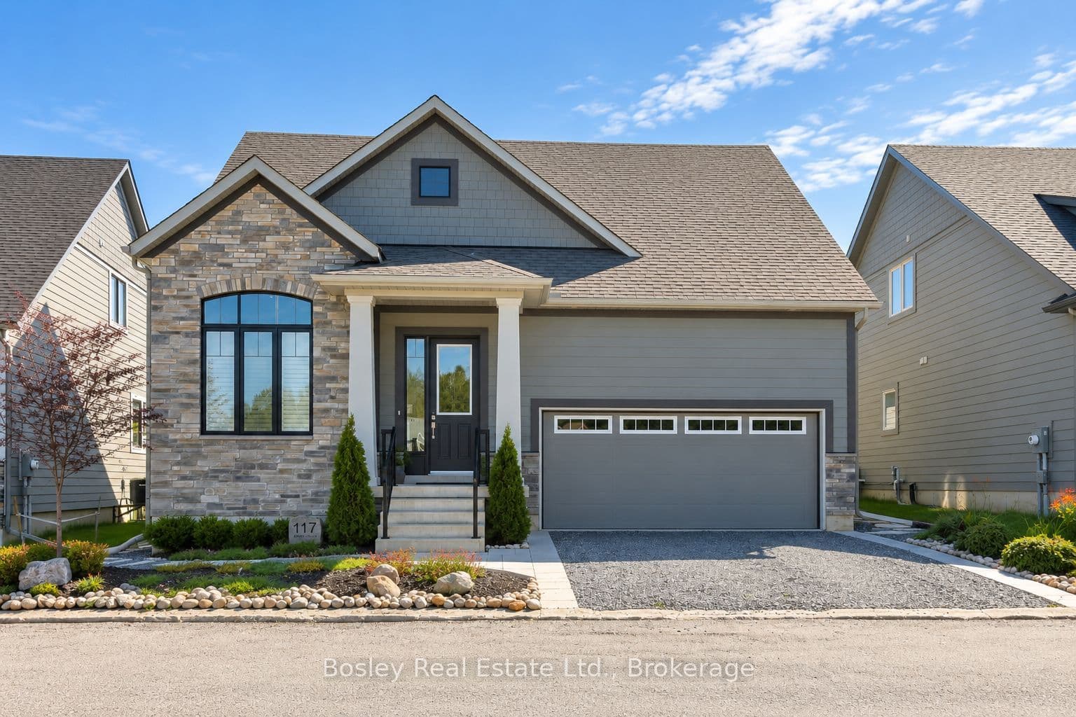 Unit 17 117 Beacon Drive photo 1