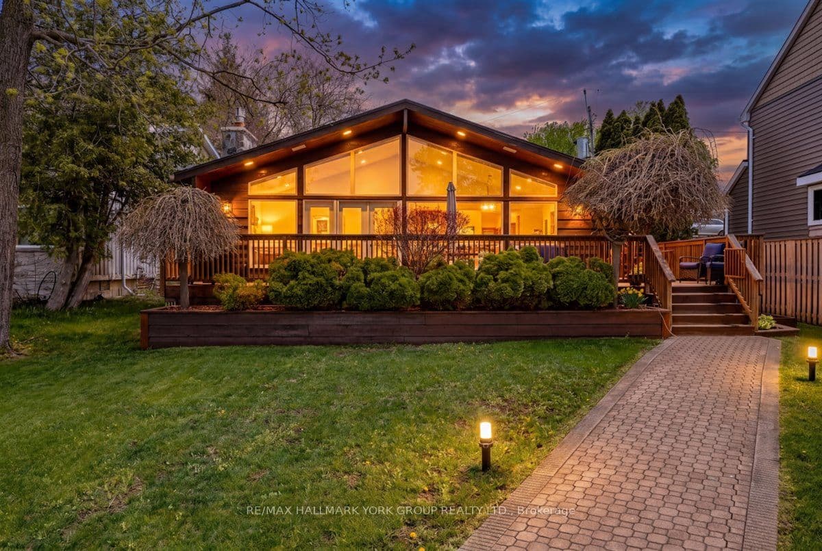 229 Lake Drive photo 1