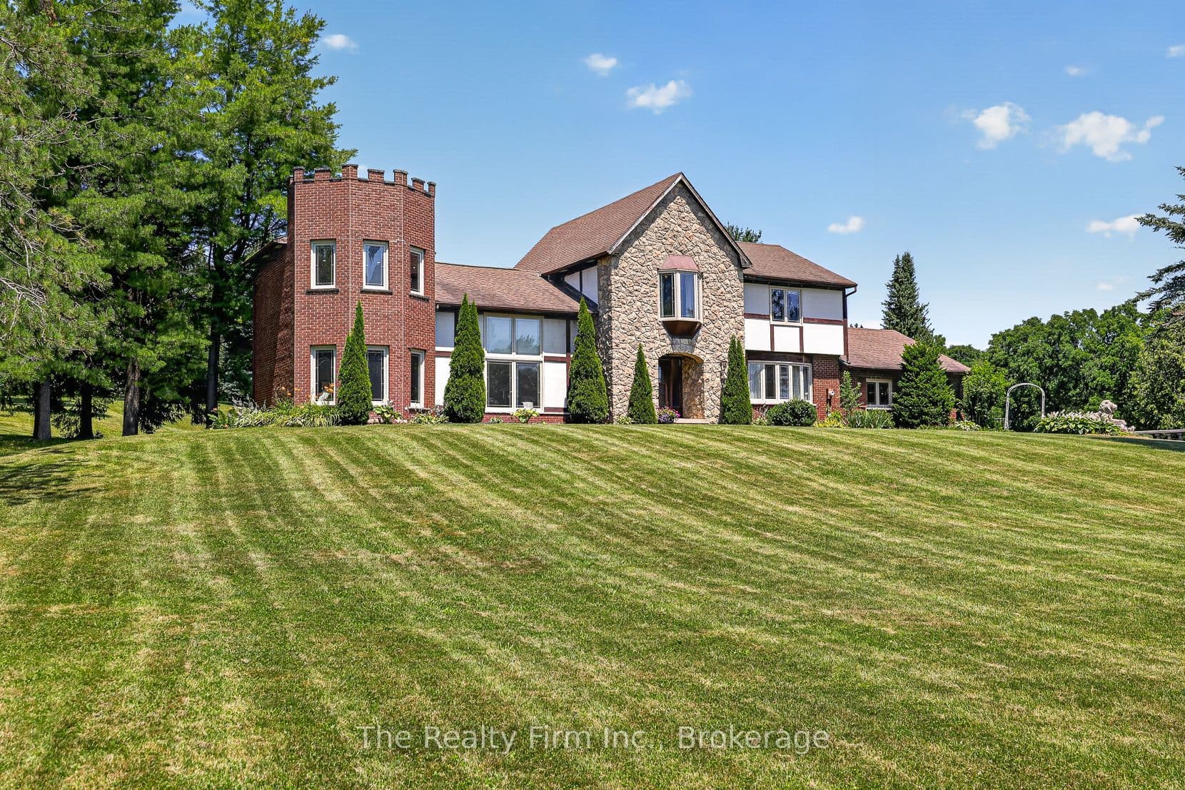 845071 Braemar Side Road photo 1
