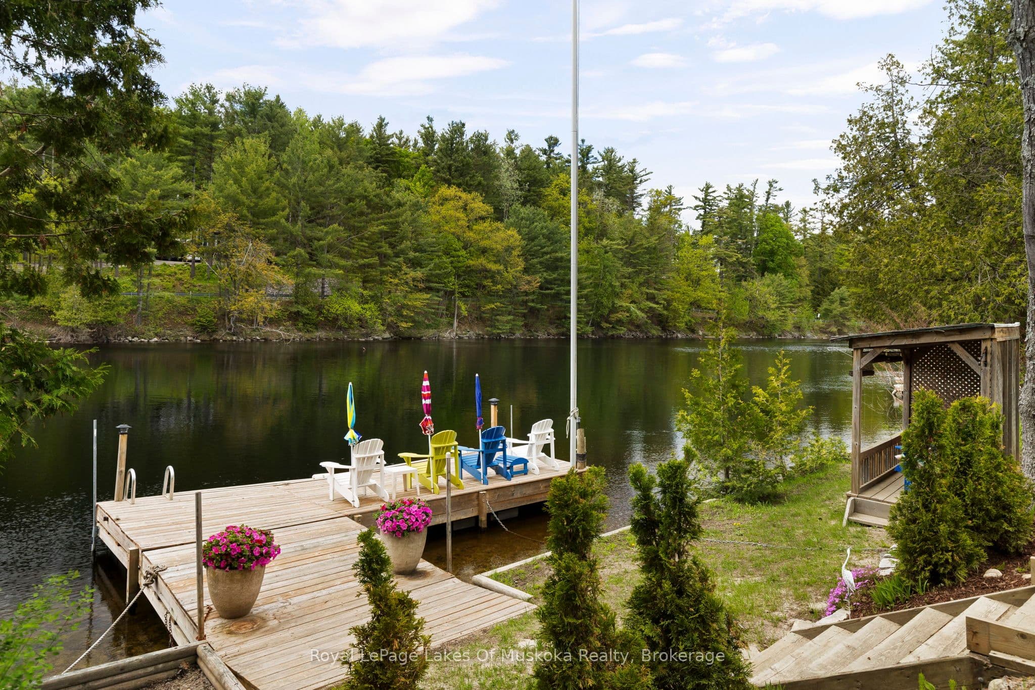 216 Beaumont Road photo 1