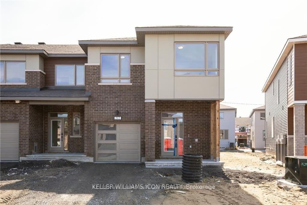 212 Ormiston Crescent photo 1