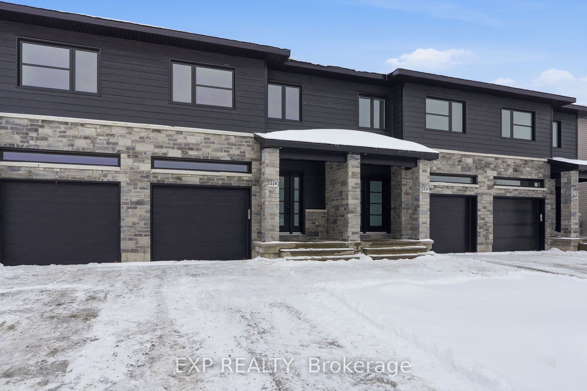 111 Lorie Street photo 1