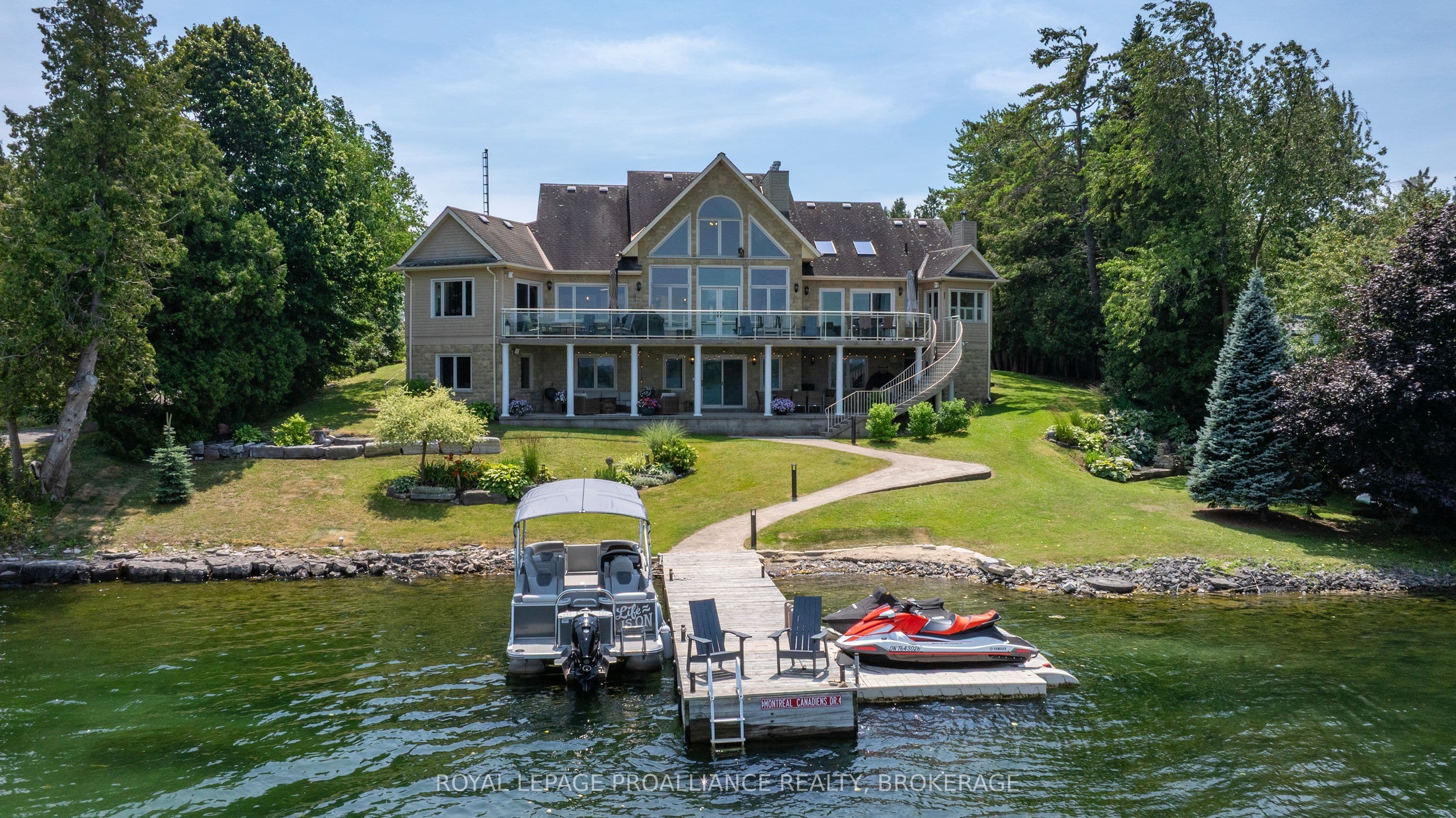 31 Leavis Shores N/A photo 1