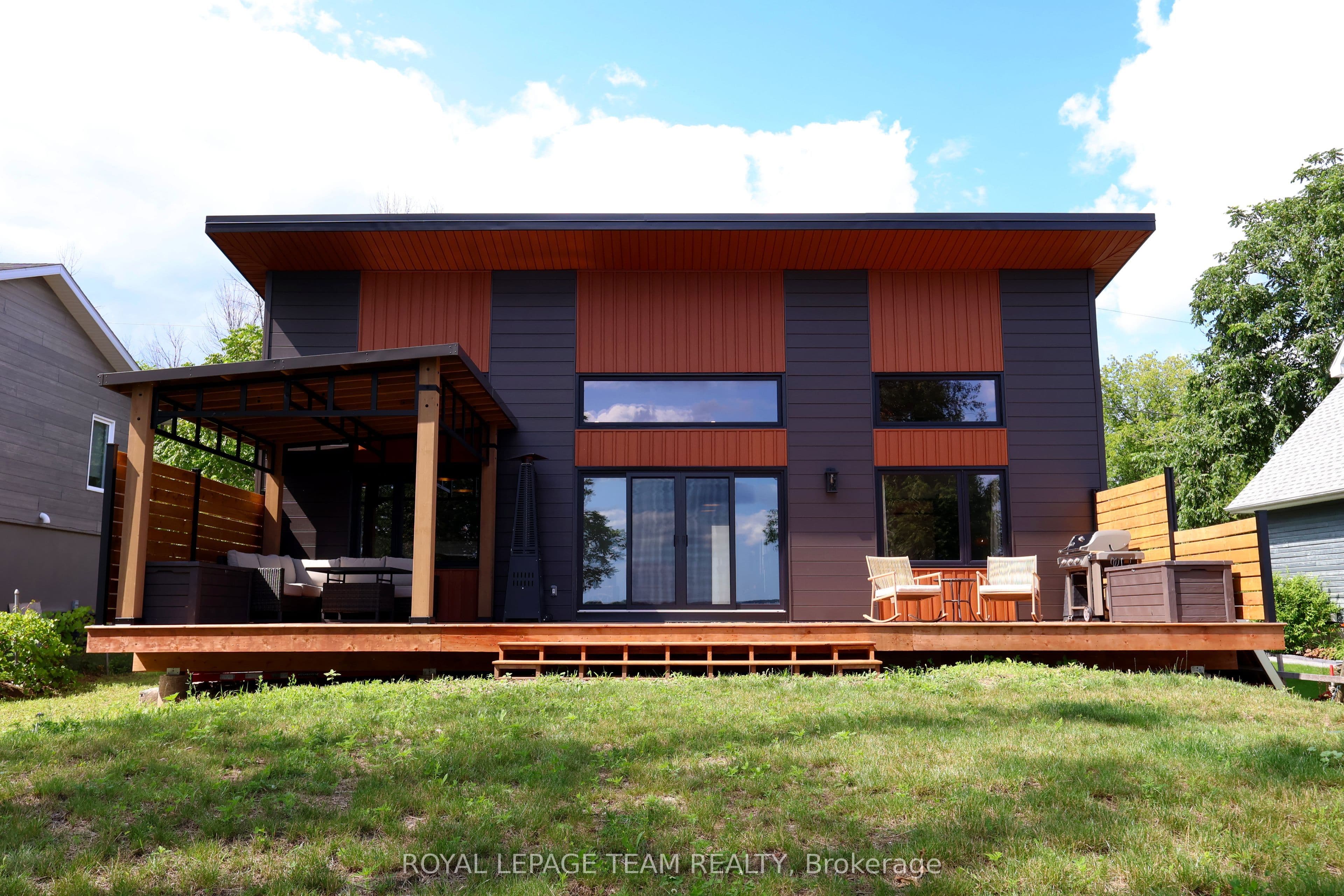 177 Rideau Street photo 1