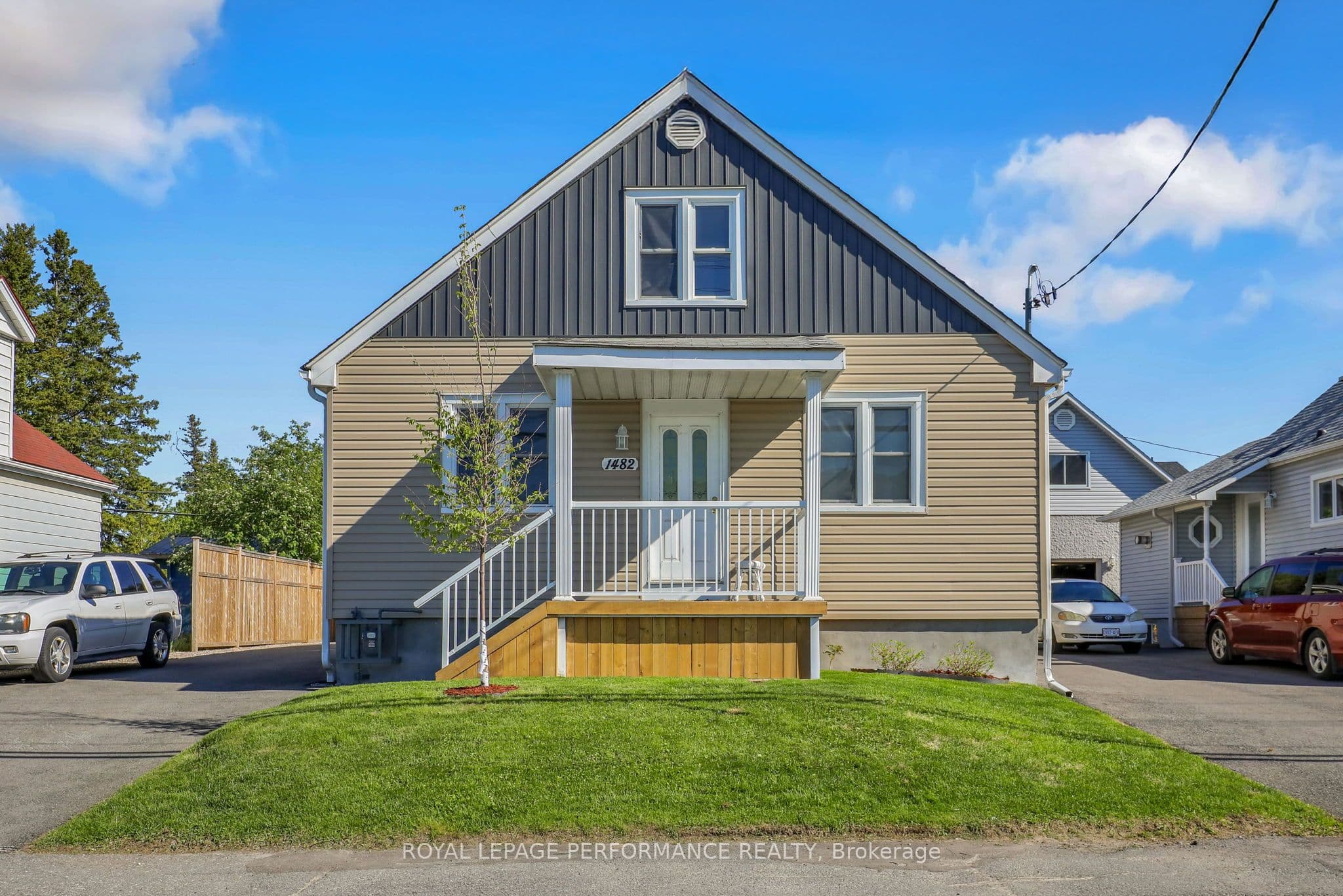 1482 Laperriere Avenue photo 1