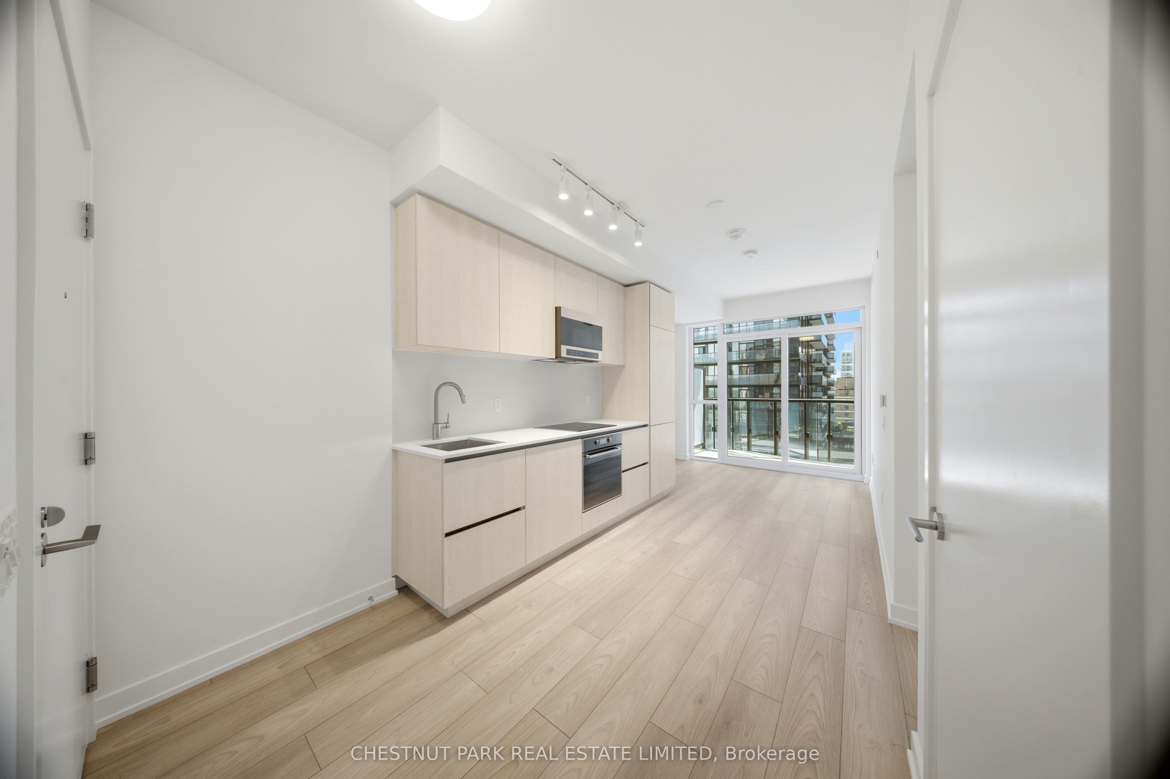 Unit 1113S 110 Broadway Avenue photo 1
