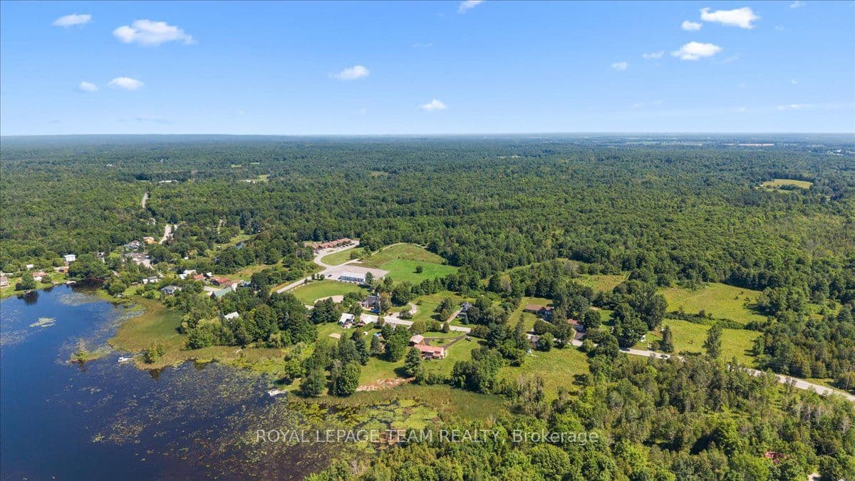 2754 Tatlock Road photo 1