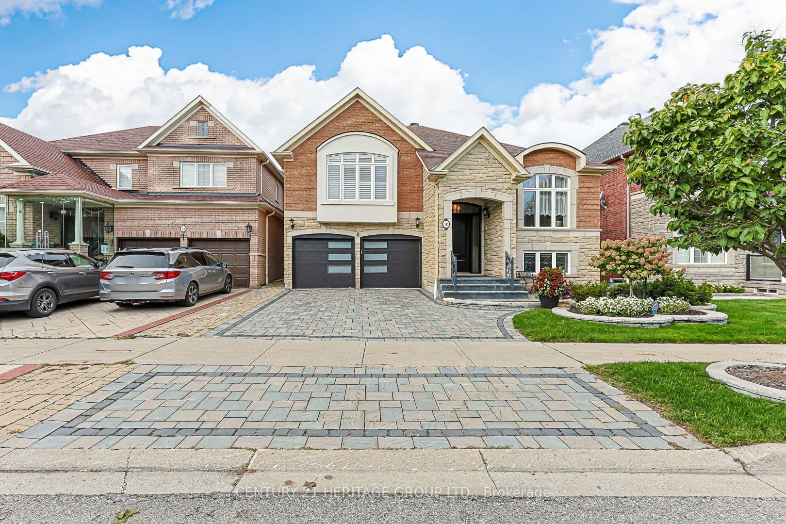 10 Weslock Crescent photo 1