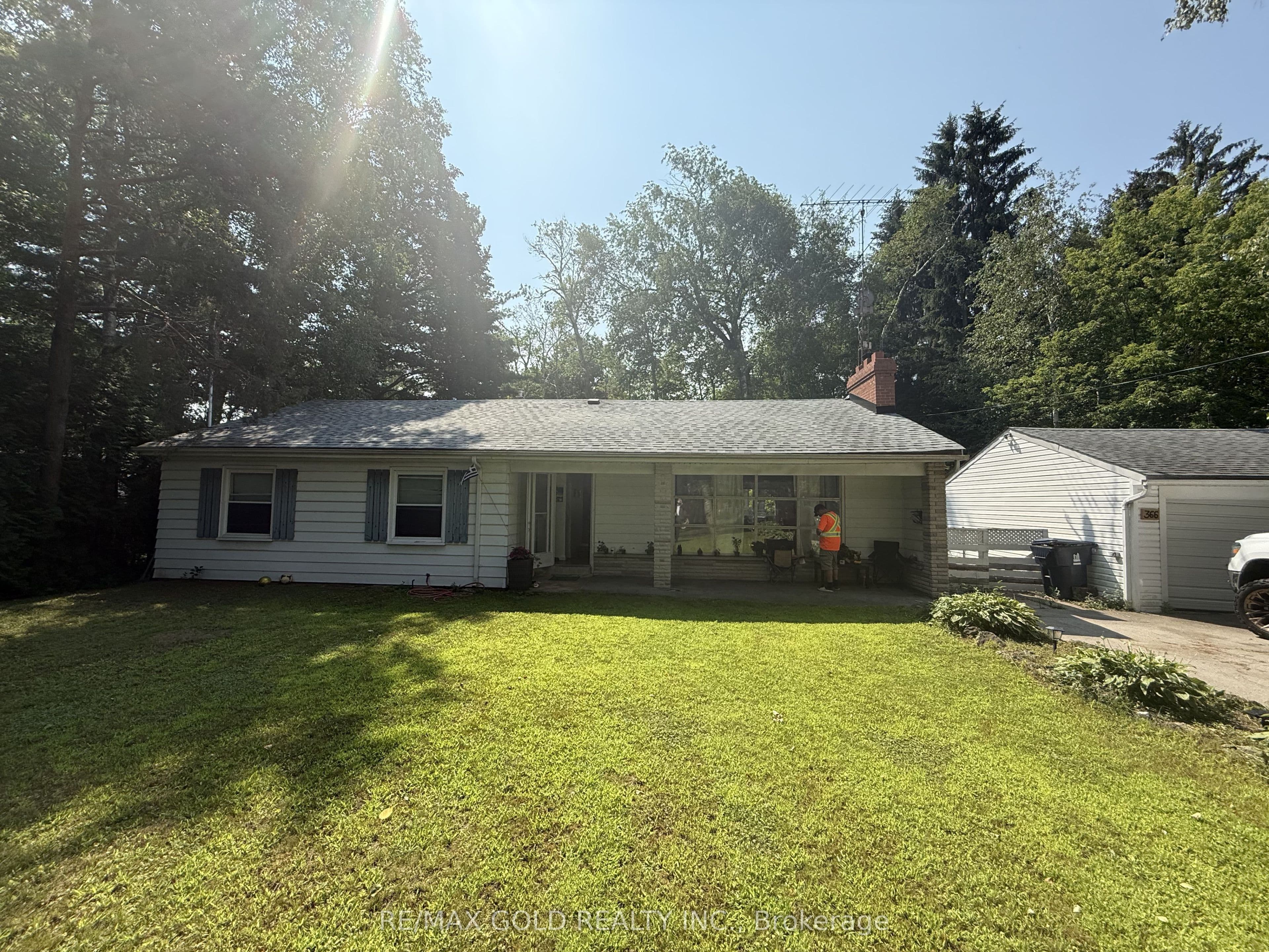 366 Beechgrove Drive photo 1