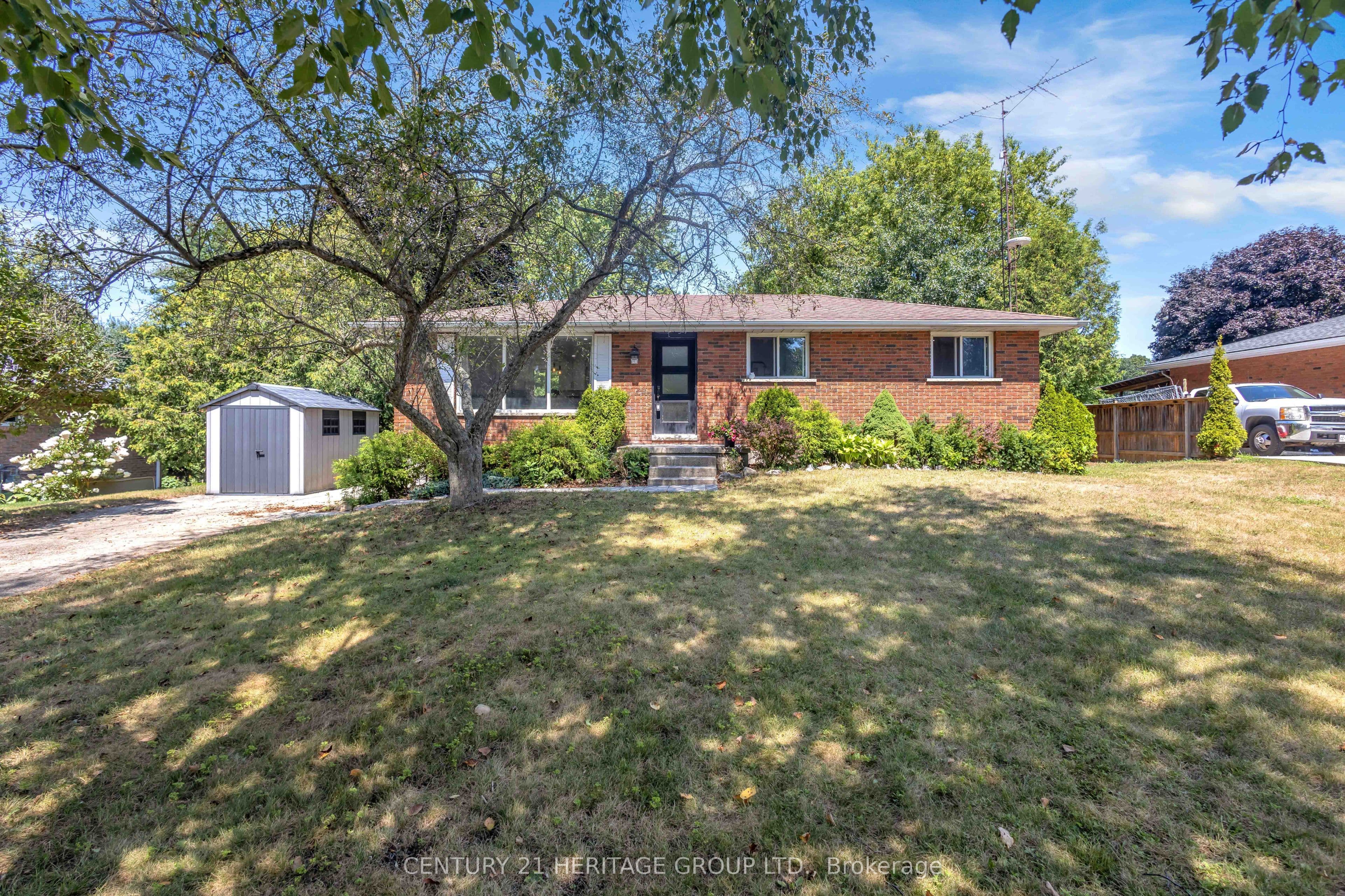 30 Ridgeway Avenue photo 1