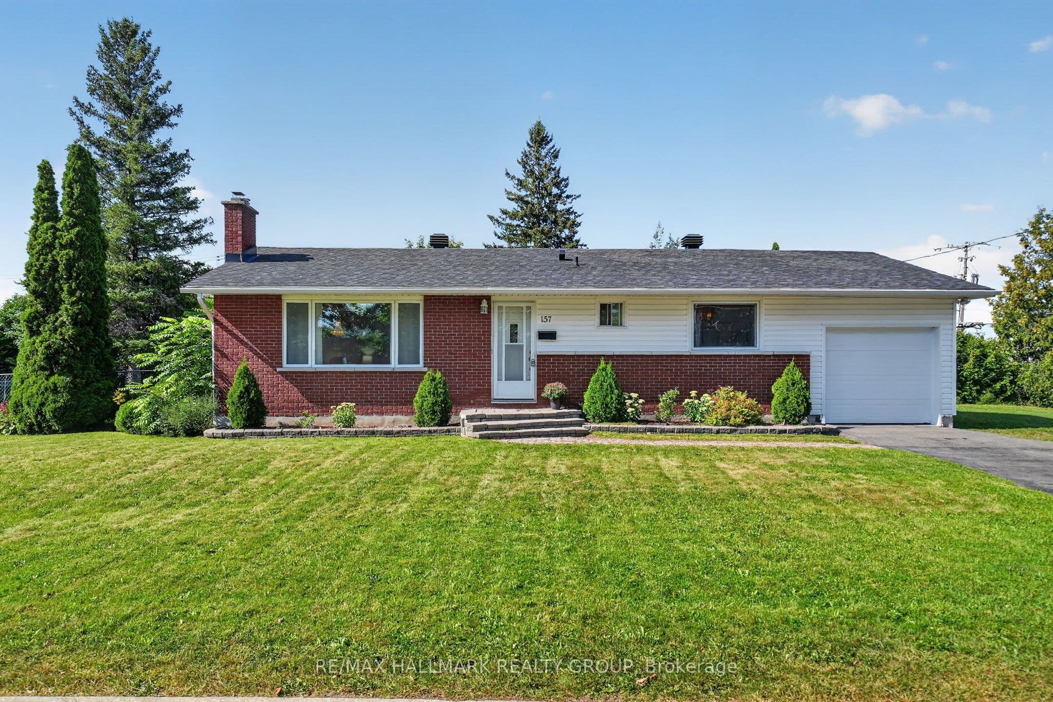 157 Lacroix Avenue photo 1