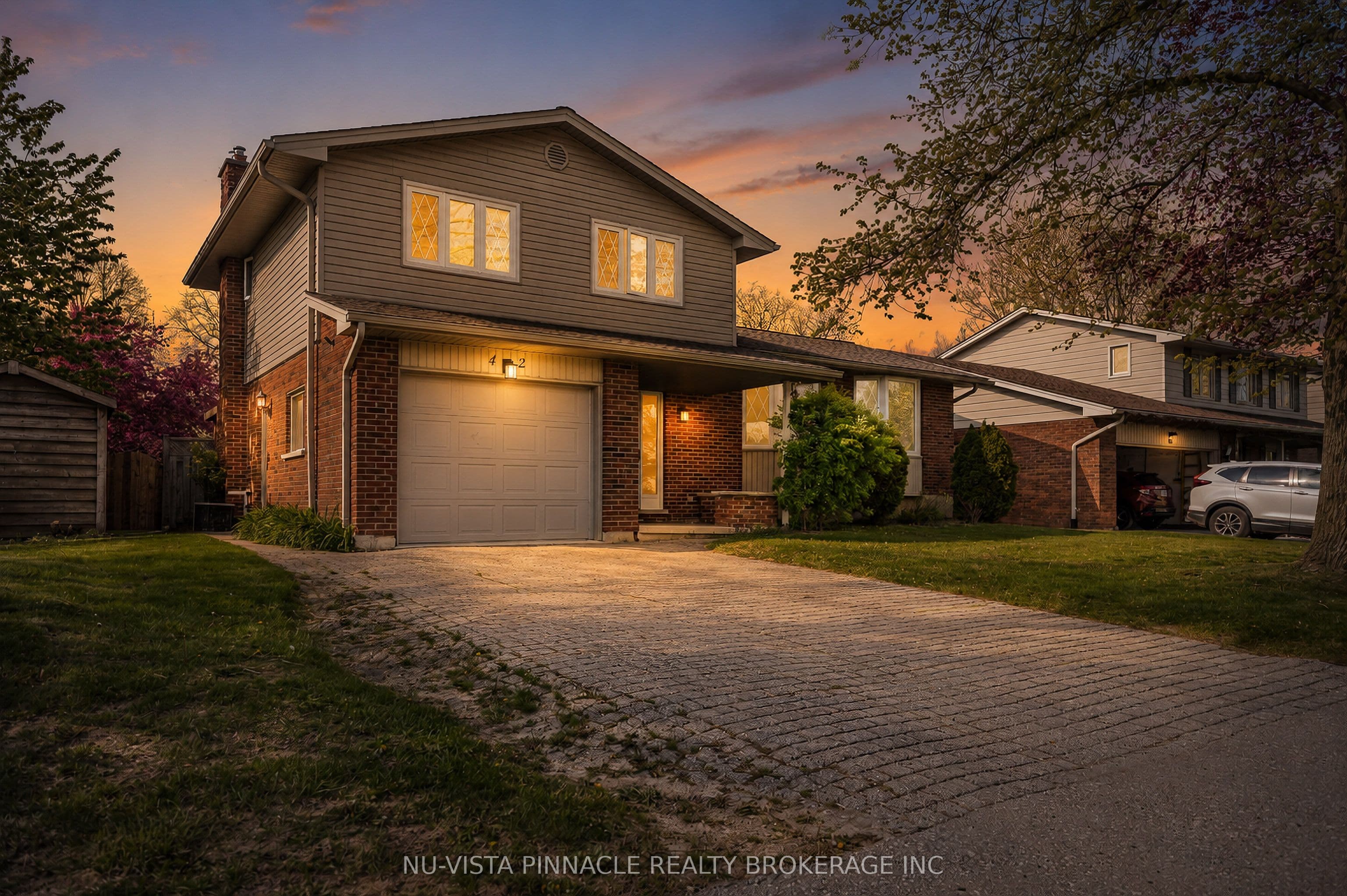 42 Milford Crescent photo 1