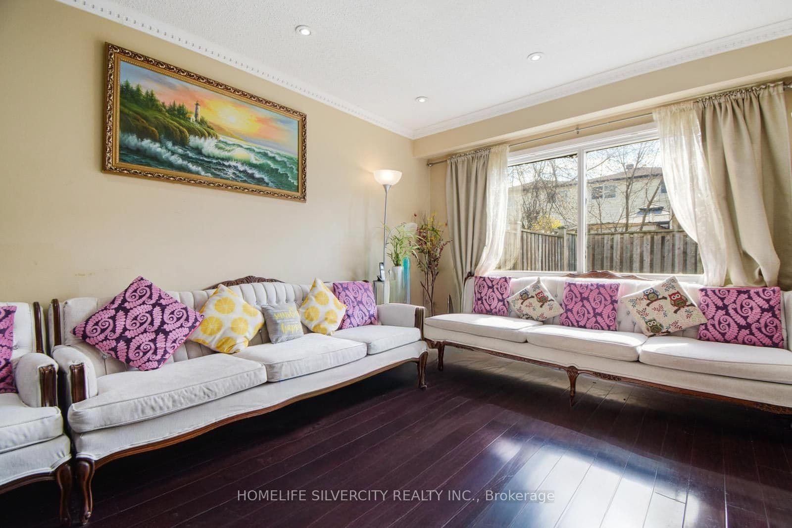 Unit 76 7500 Goreway Drive photo 1