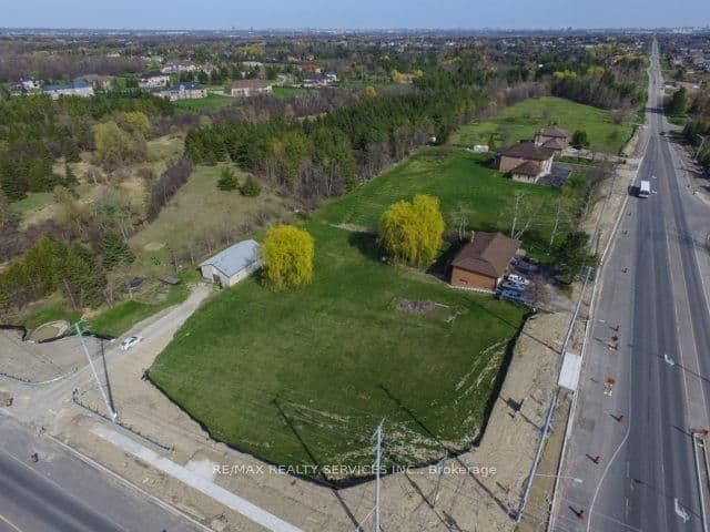 10973 Goreway Drive photo 1