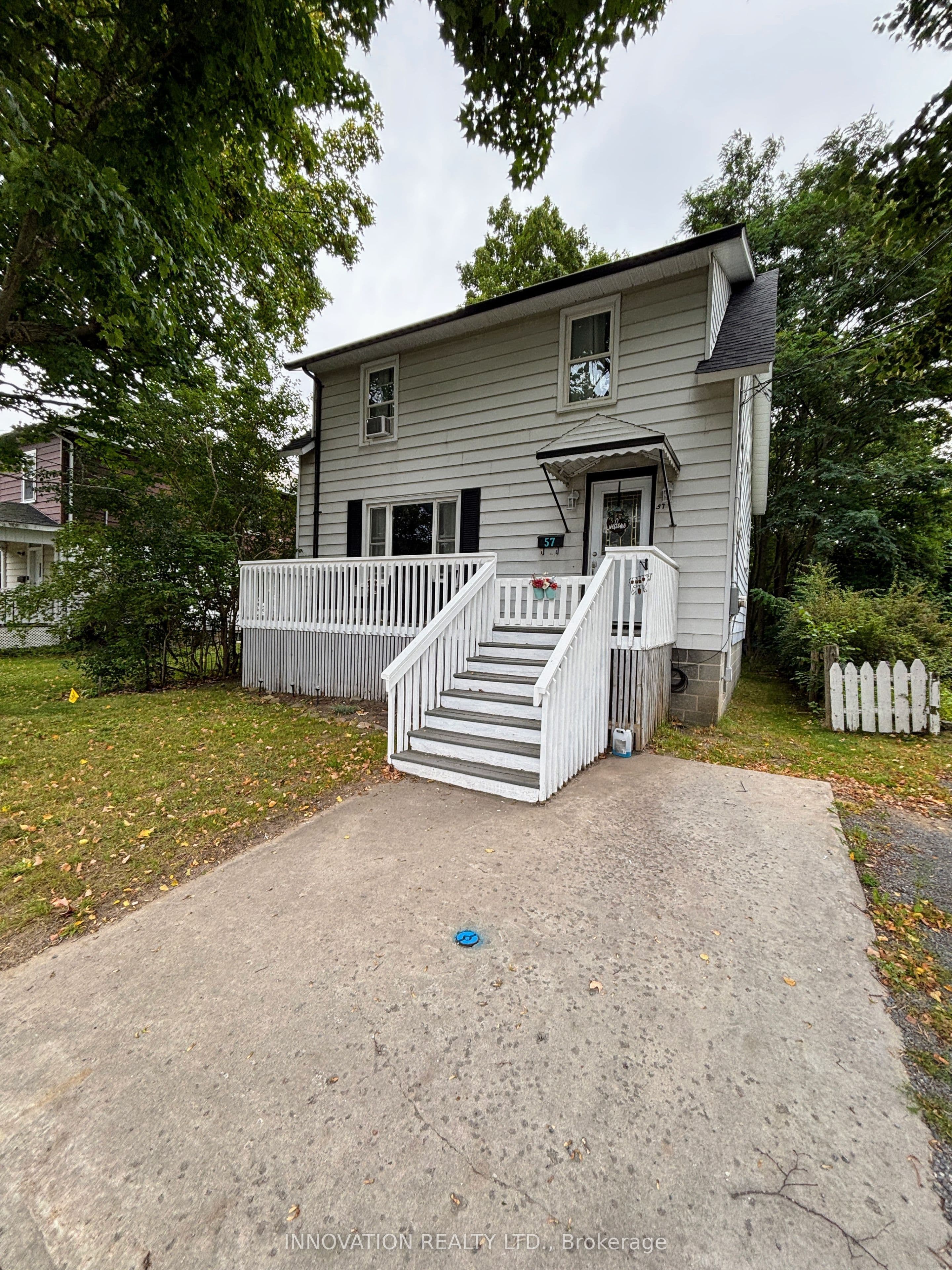57 Aberdeen Avenue photo 1