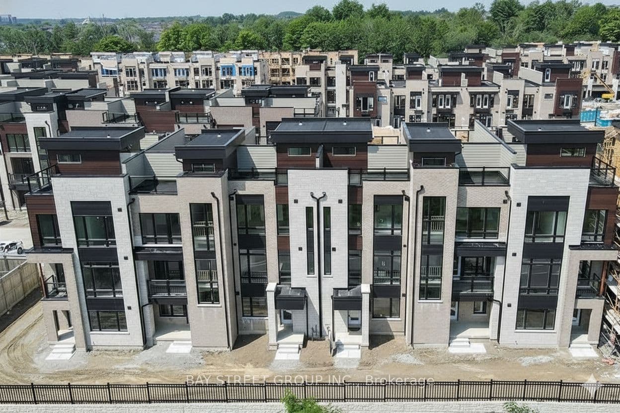 51 Credit Lane photo 1