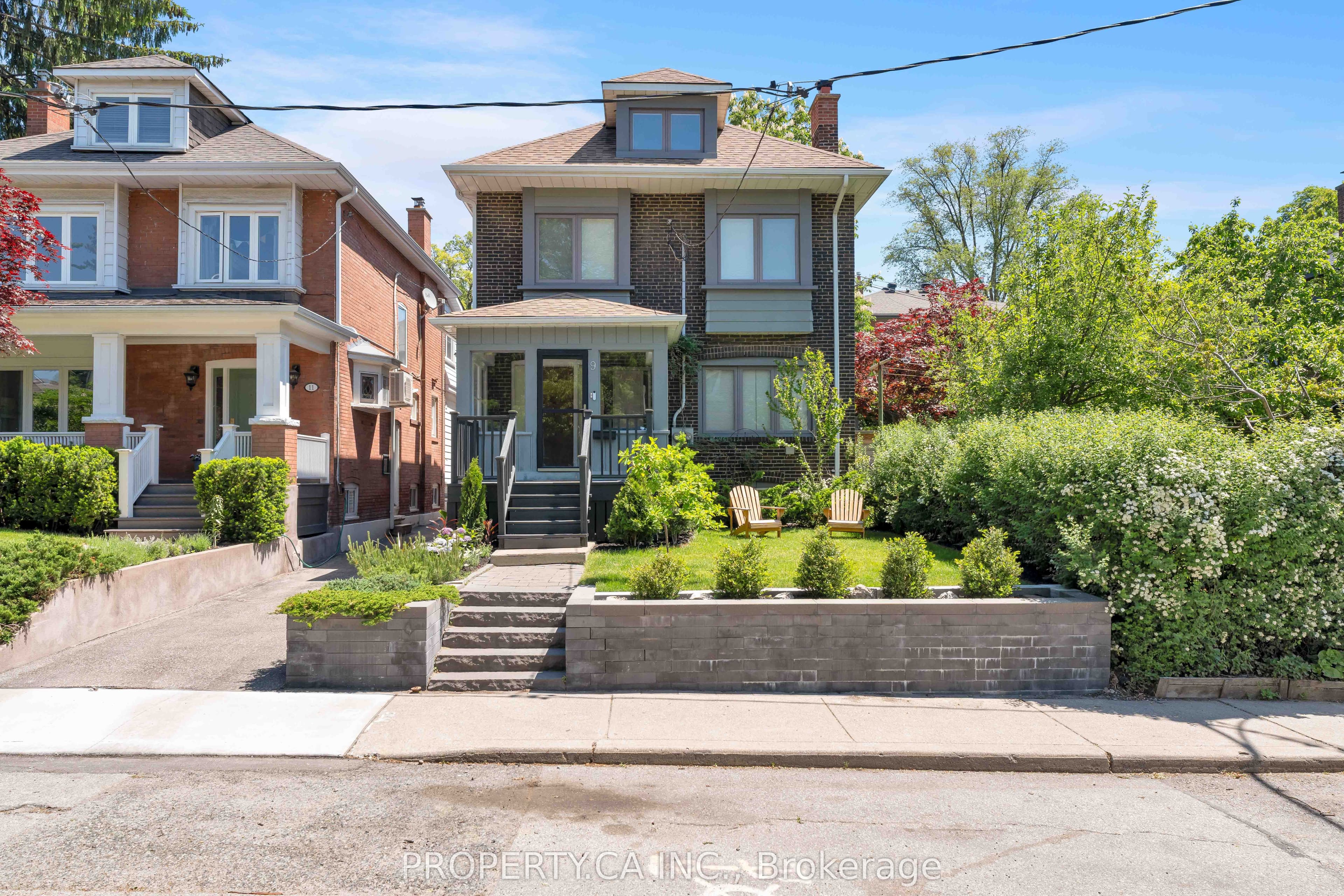 9 Fairview Avenue photo 1