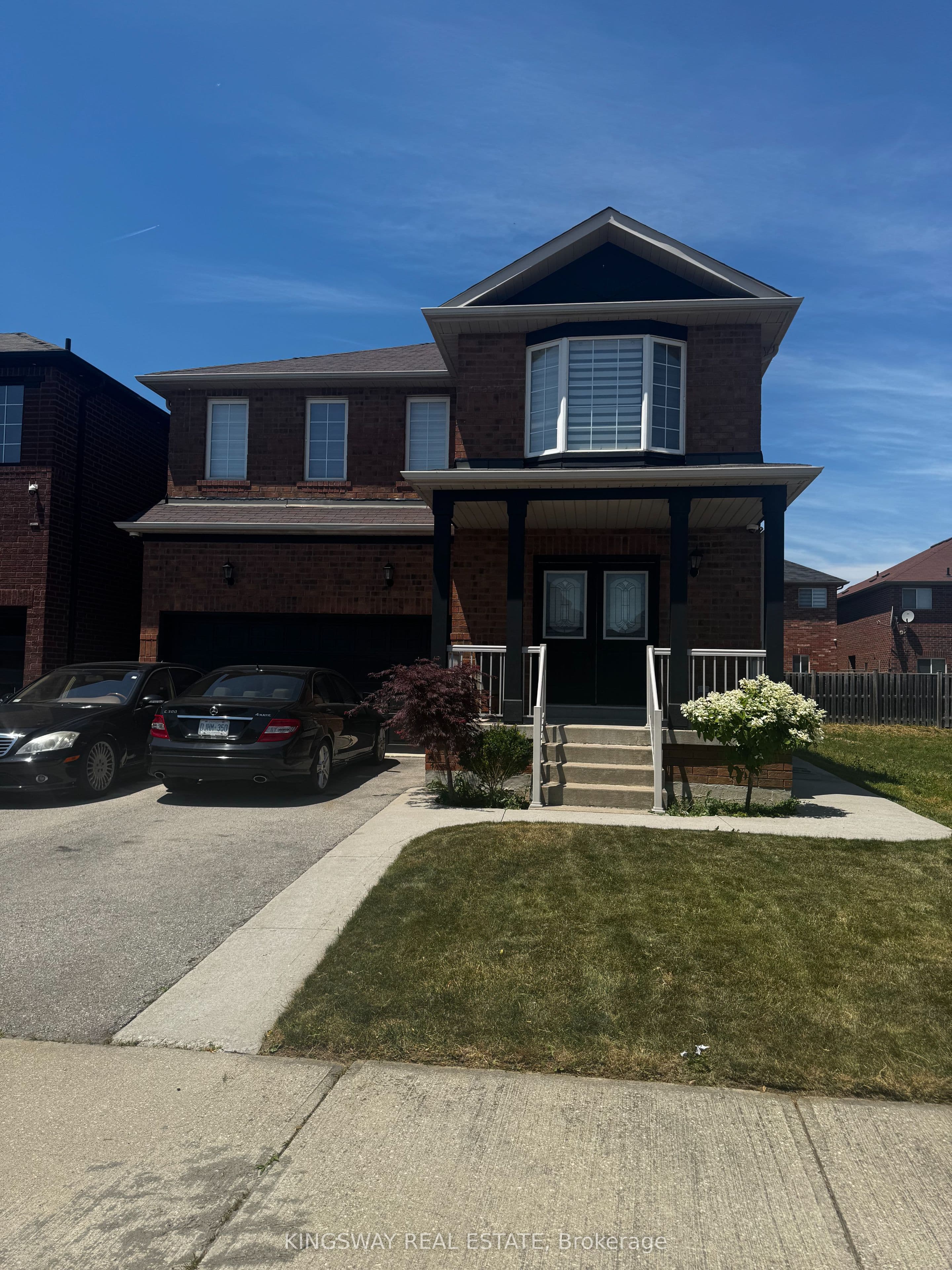 20 Dawes Road photo 1