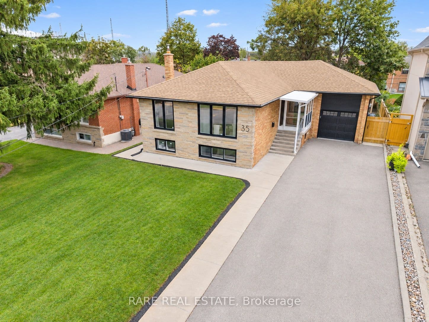 35 Kennard Avenue photo 1