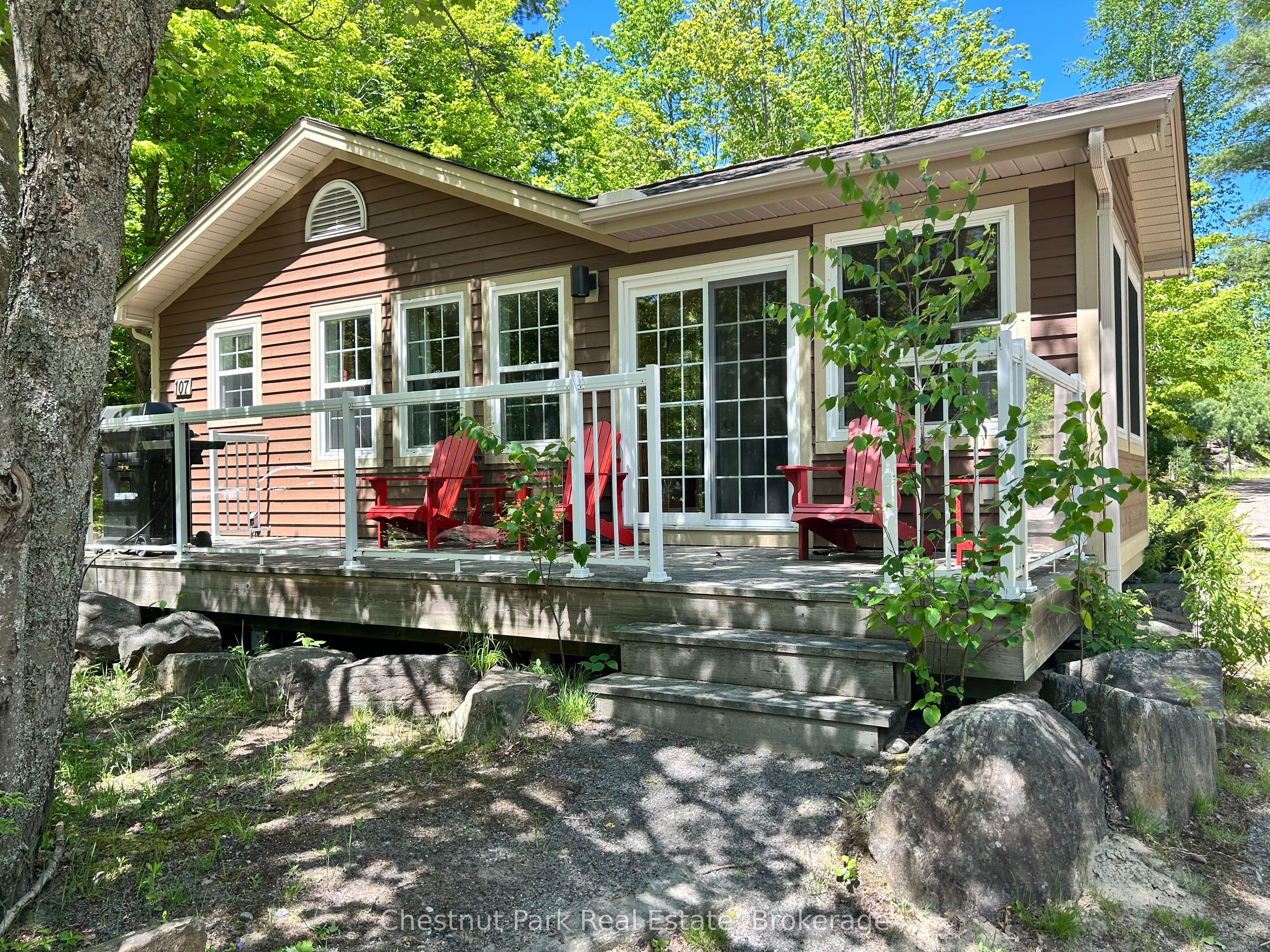 Unit 106-7 1052 RAT BAY Road photo 1