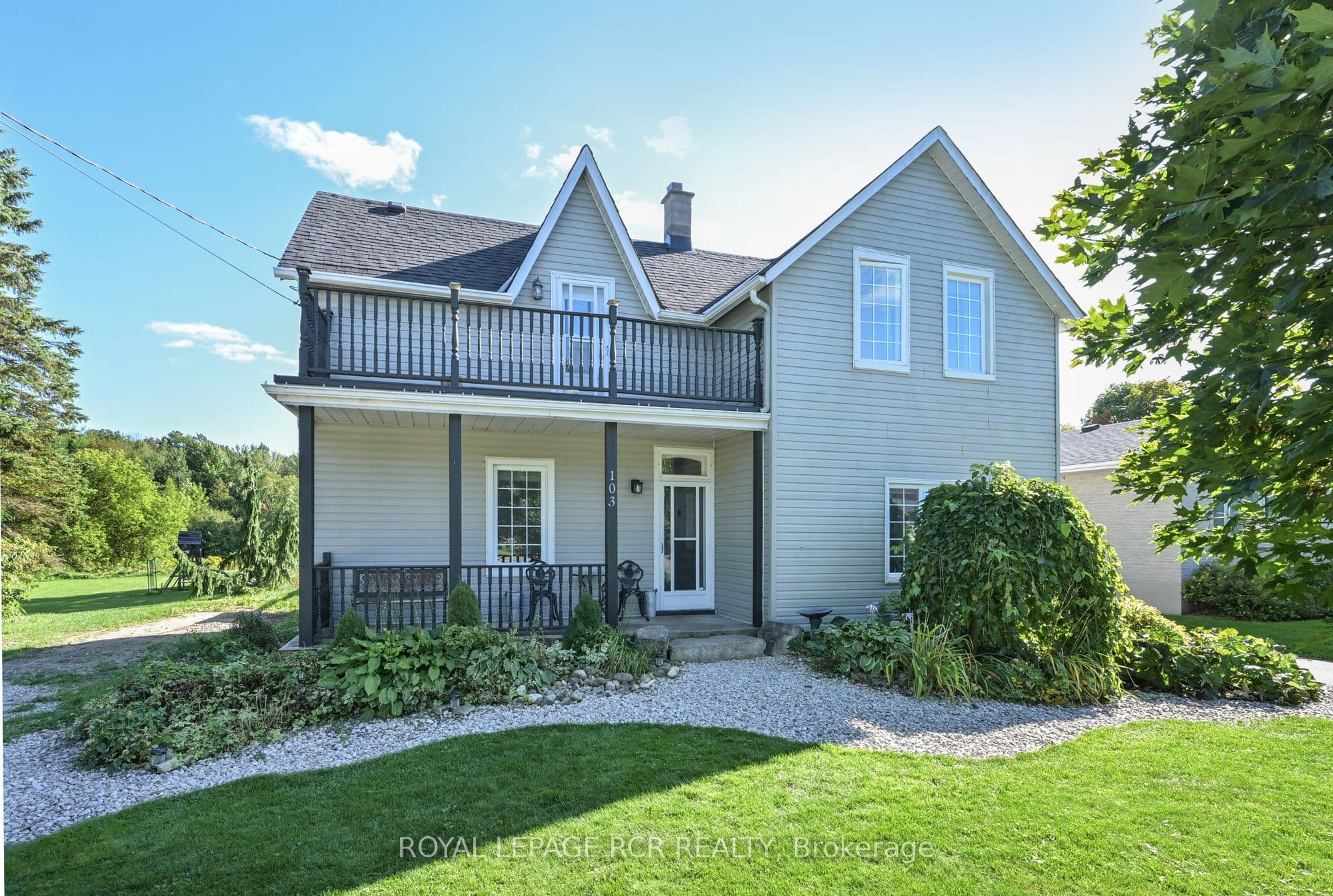 103 AMARANTH ST E N/A photo 1