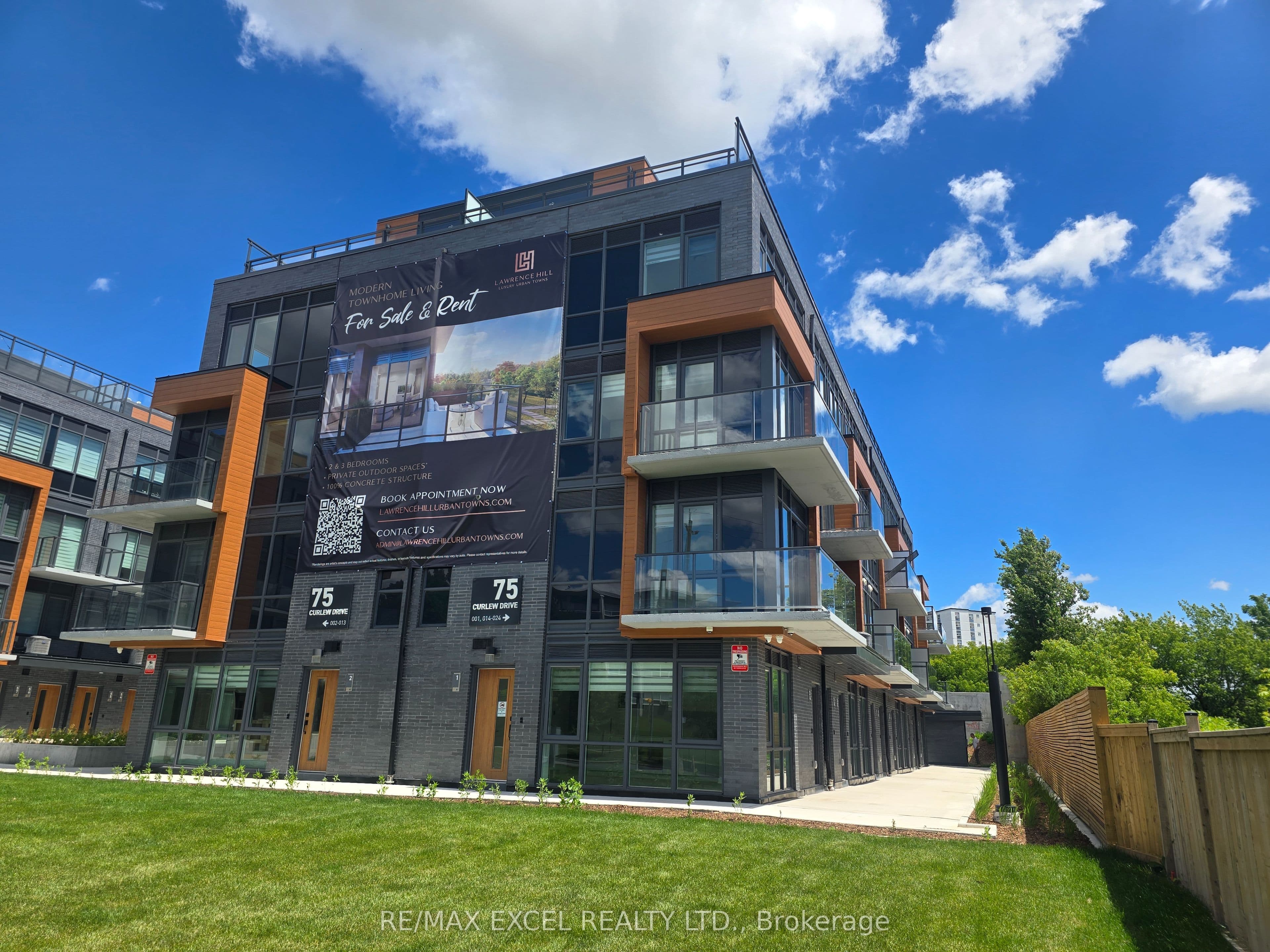 Unit 15 75 Curlew Drive photo 1