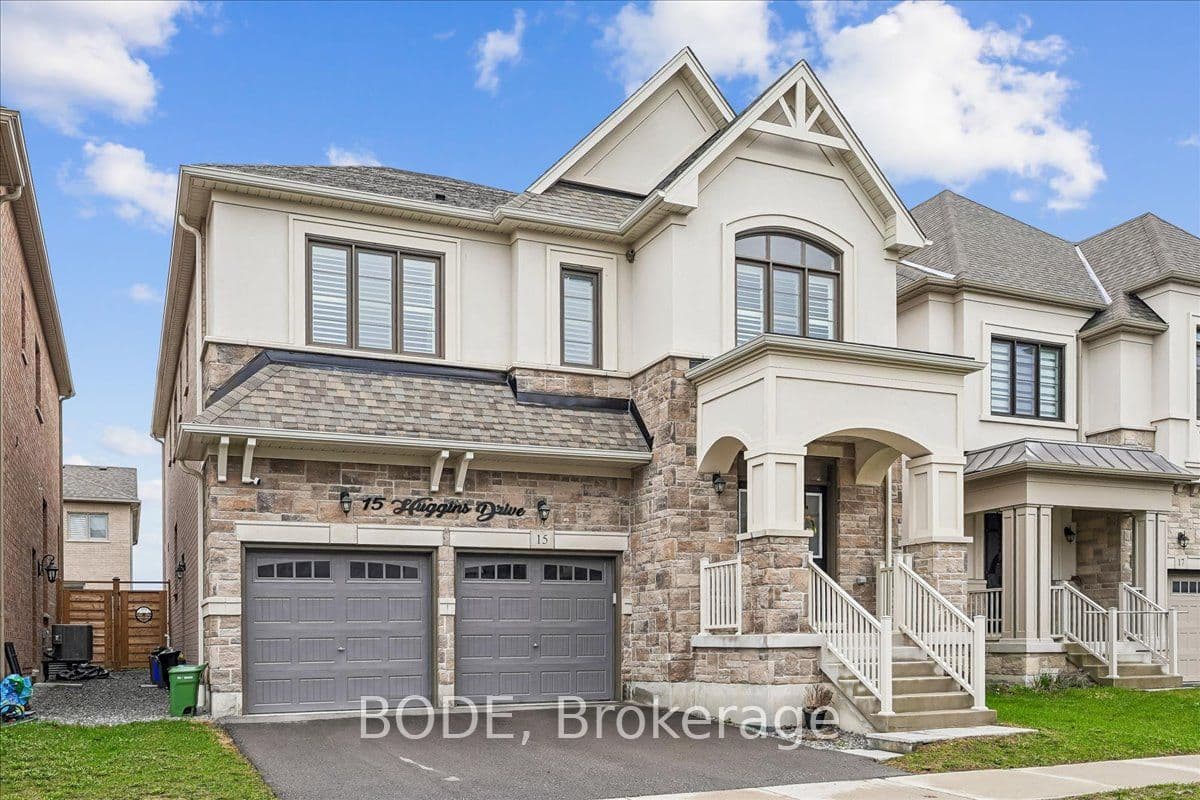 15 Huggins Drive photo 1