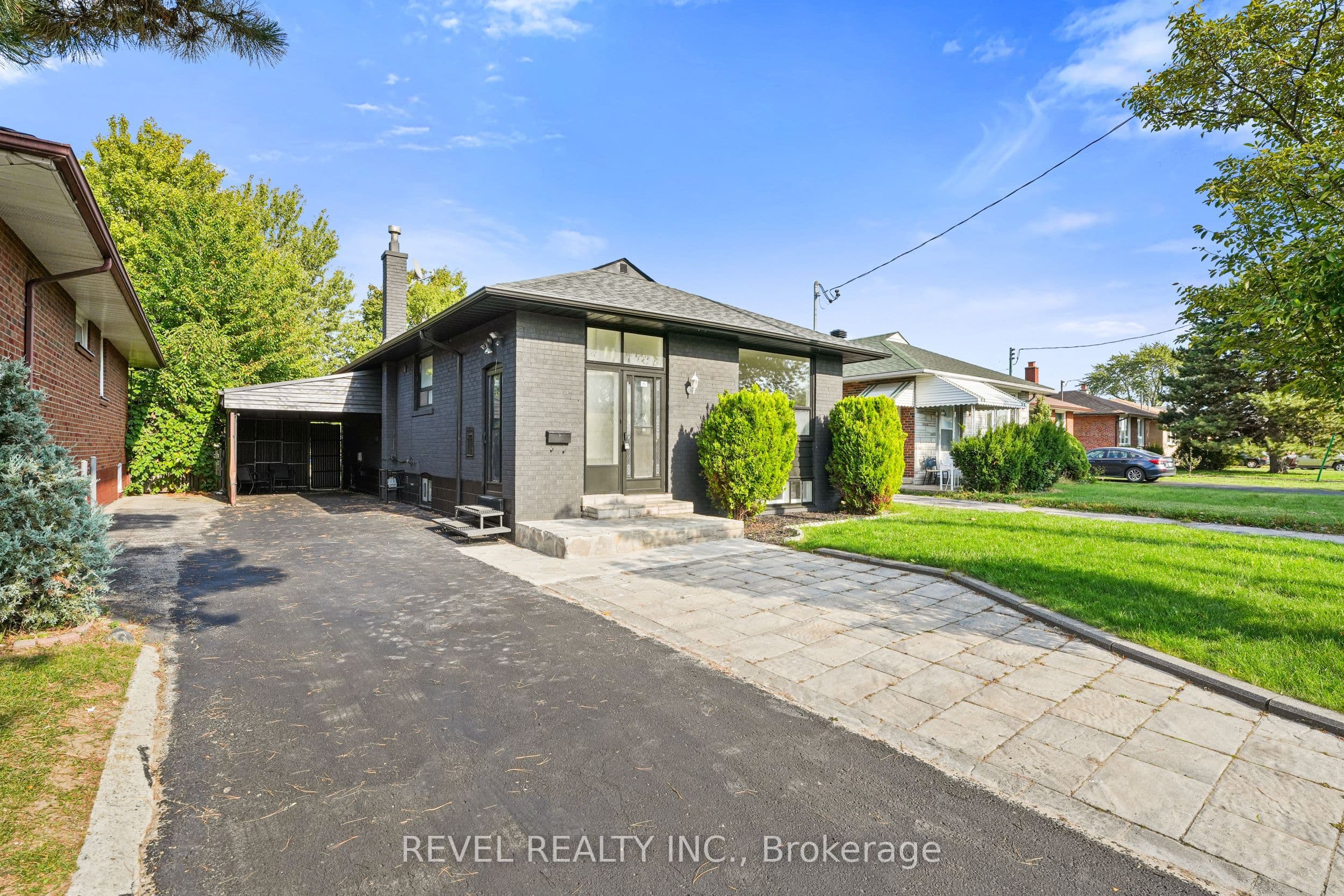 Unit Bsmt 63 Crosland Drive photo 1