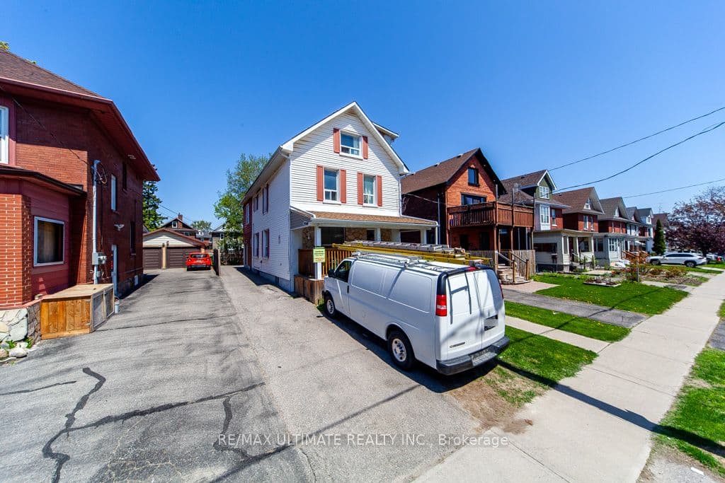 128 Elgin Street photo 1