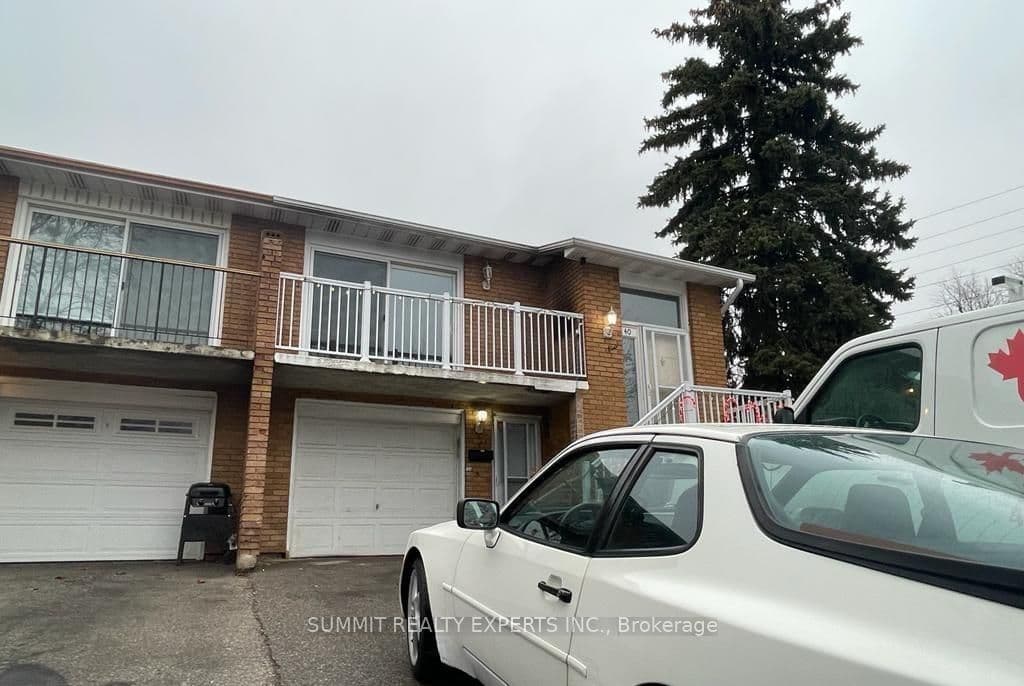 40 Thorsby Court photo 1