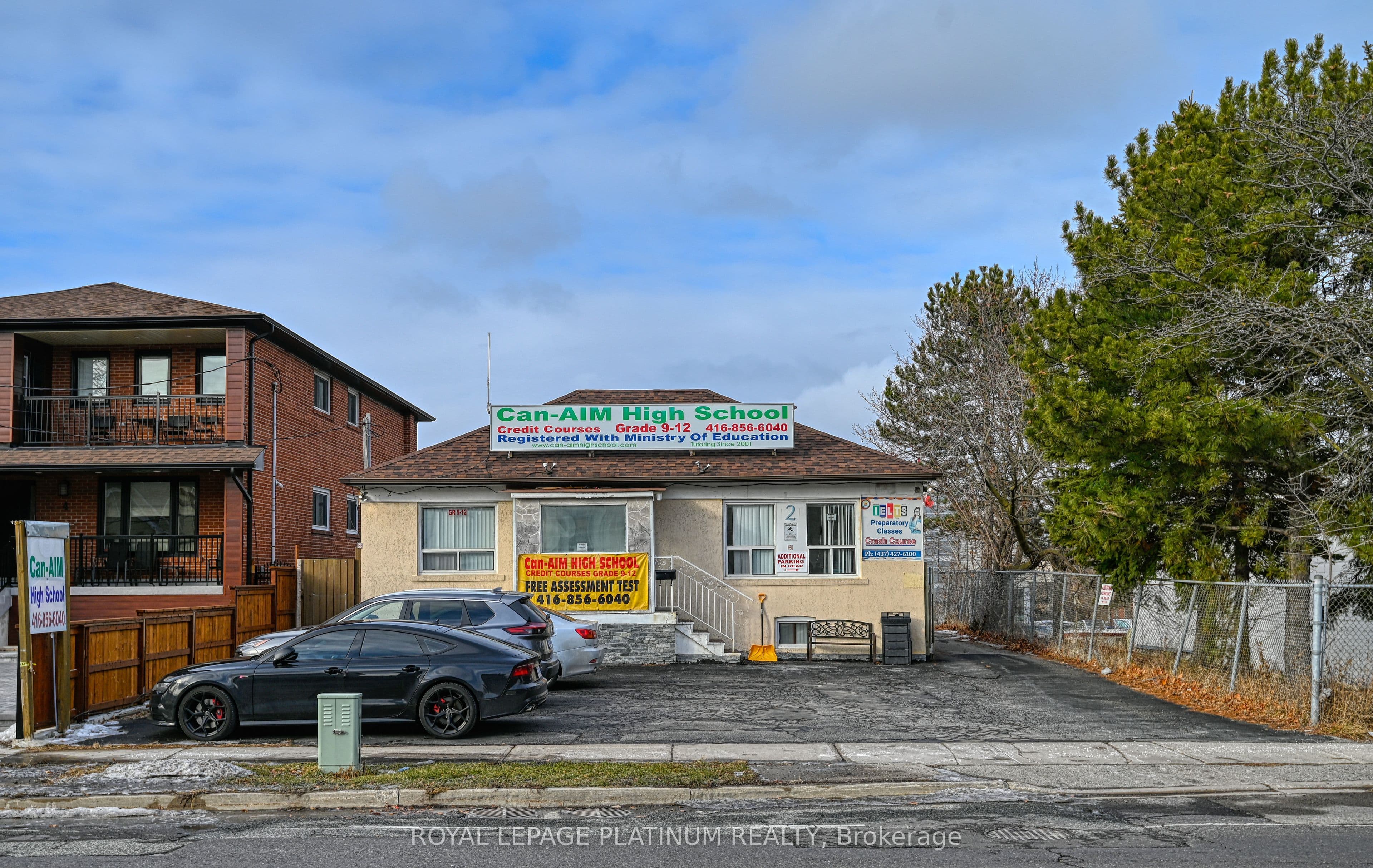 2 Elmhurst Drive photo 1