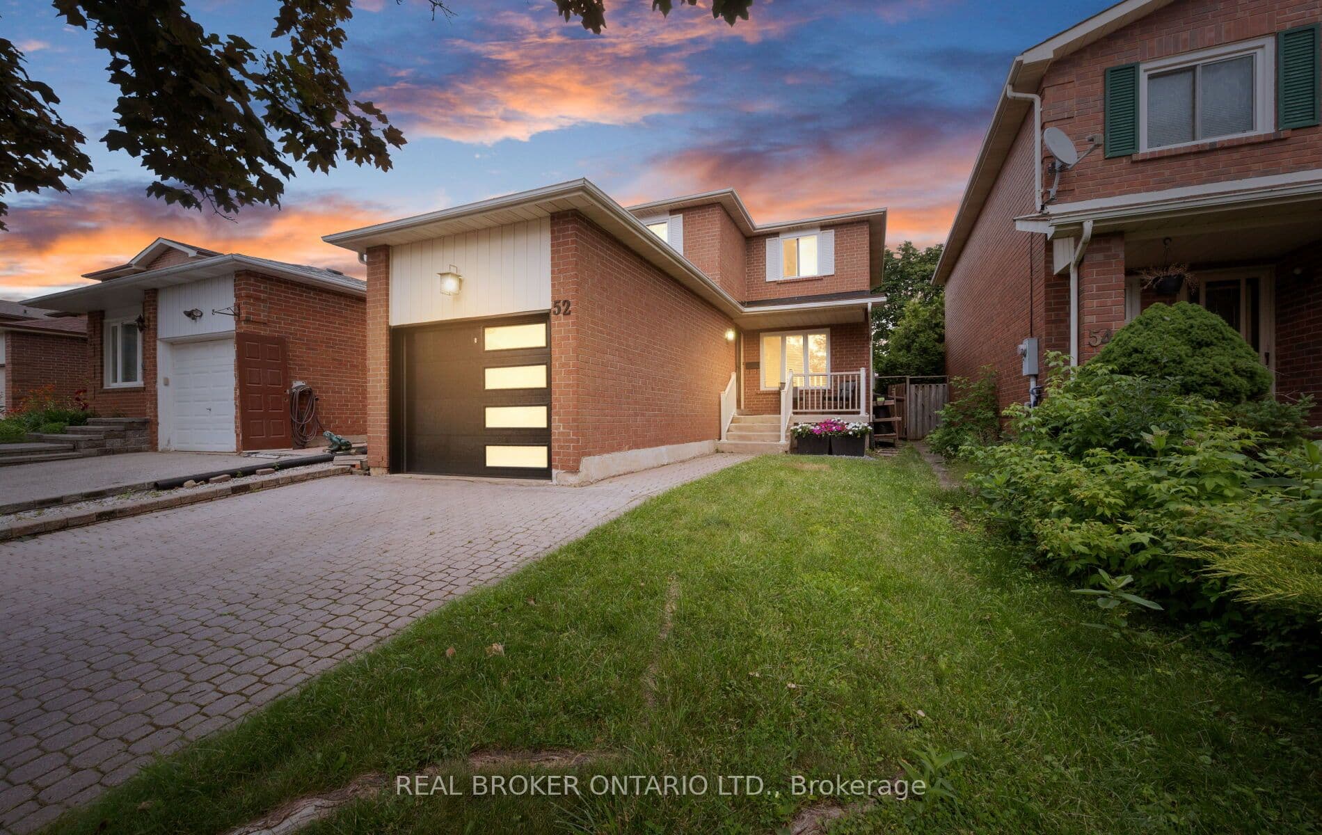 52 Vivaldi Crescent photo 1
