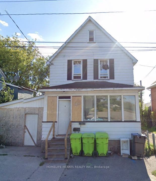 175 Wellington Street photo 1