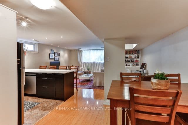 Unit Garden Suite 25 Love Crescent photo 1