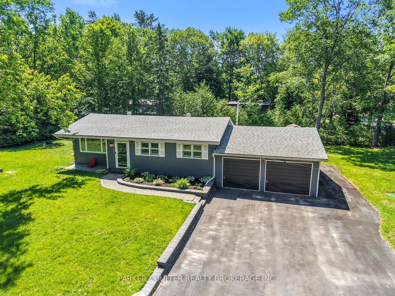 85 Evans Avenue photo 1