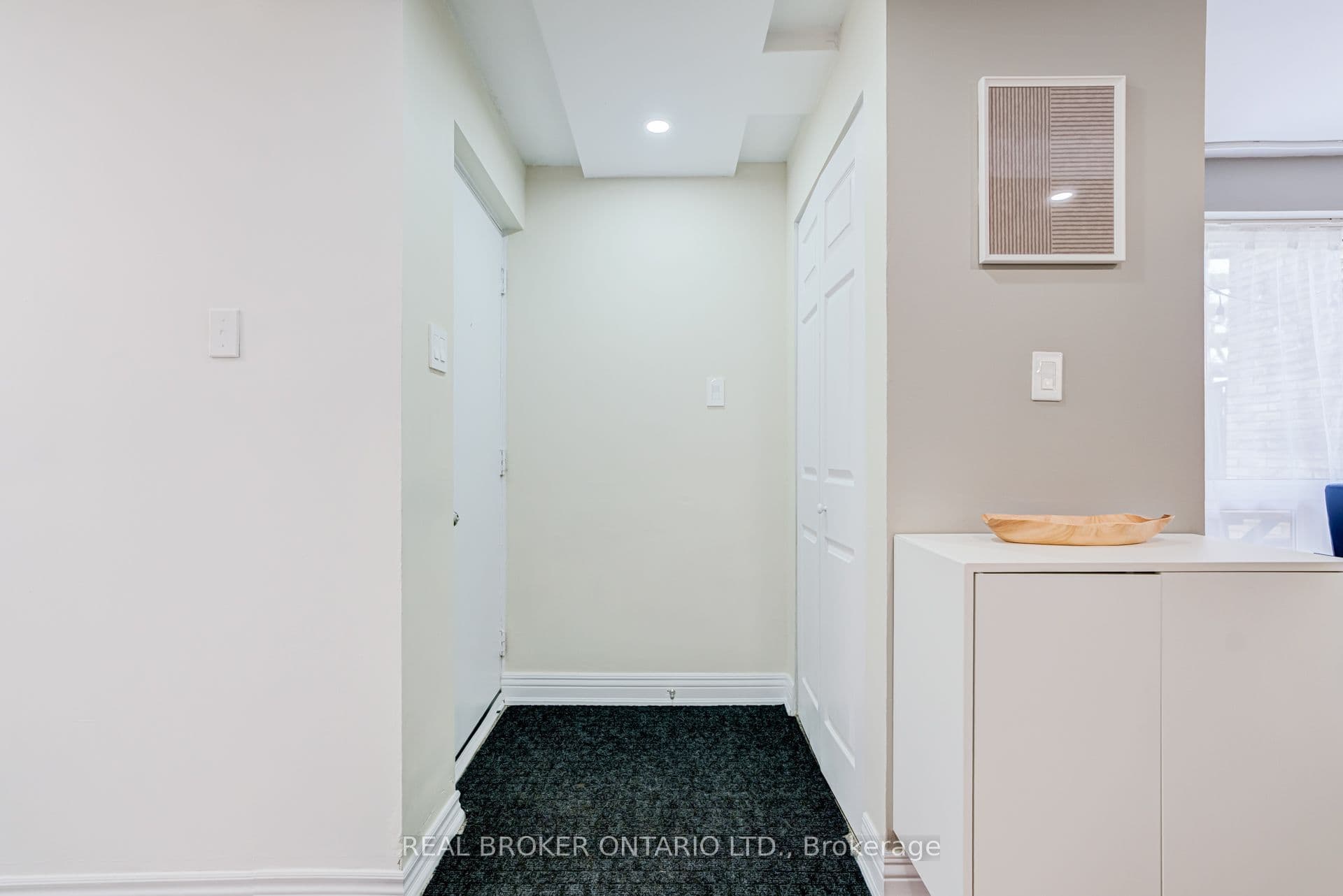 Unit 62 130 Ling Road photo 1