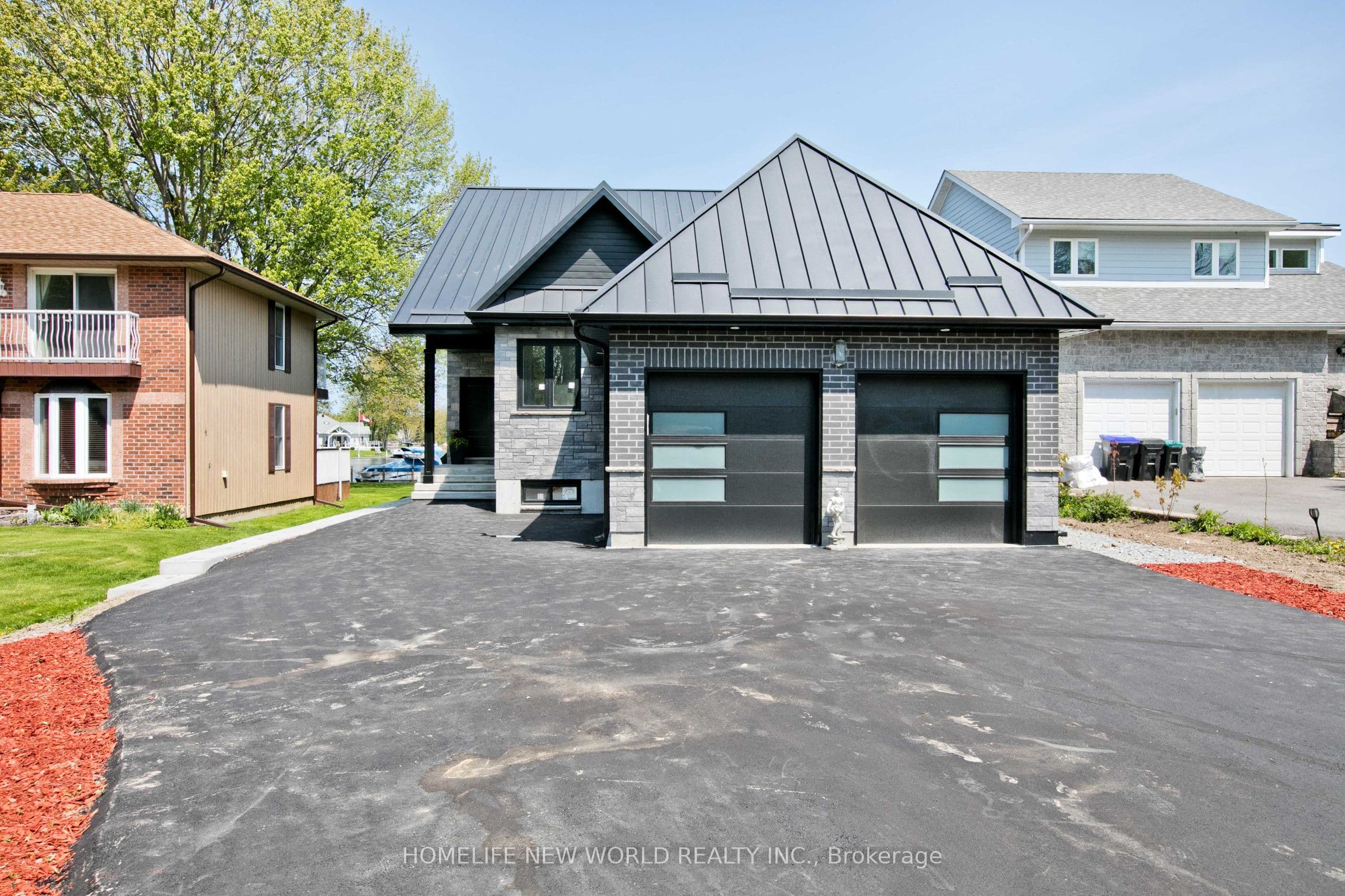 62 Simcoe Road photo 1