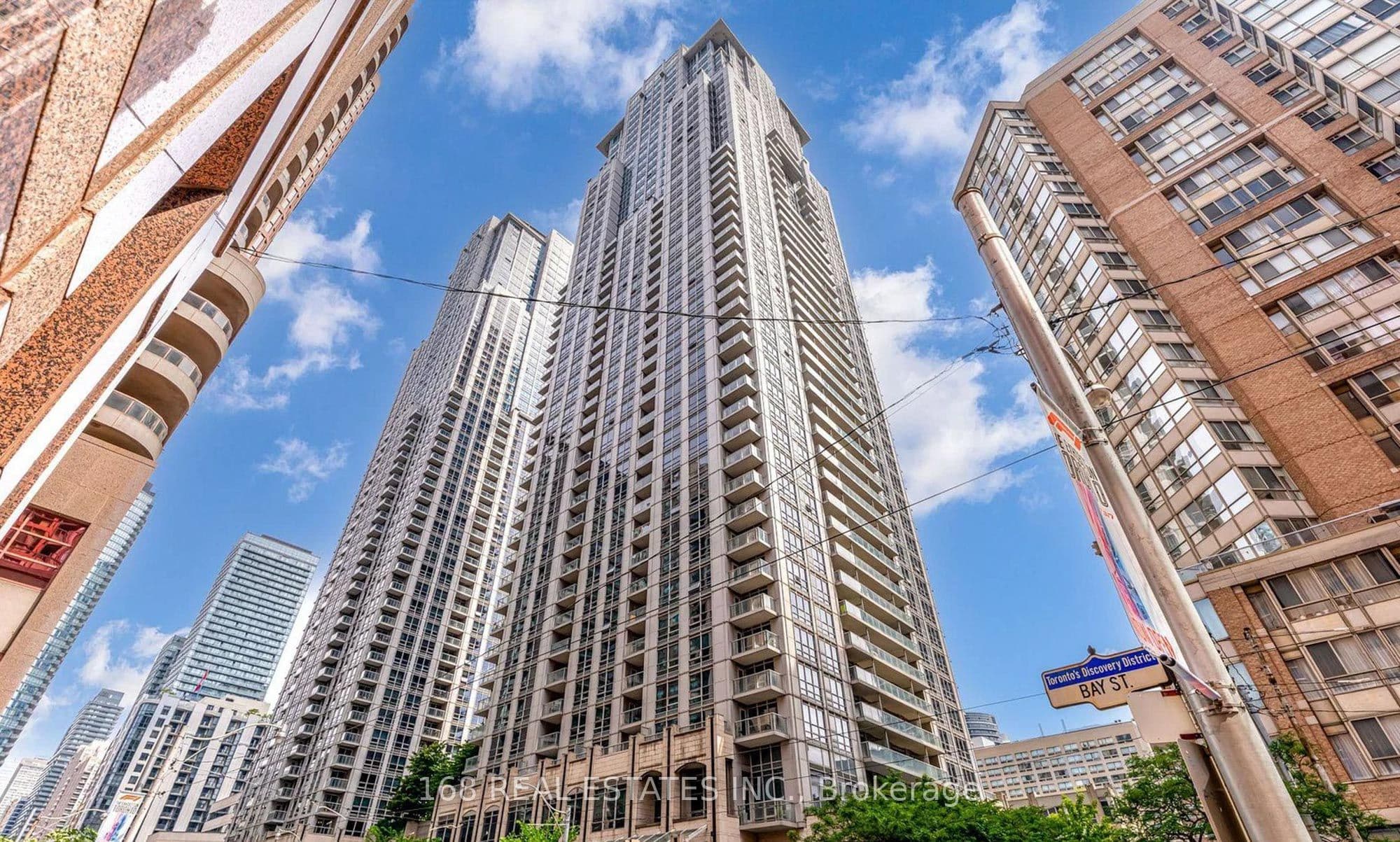 Unit 2809 761 Bay Street photo 1