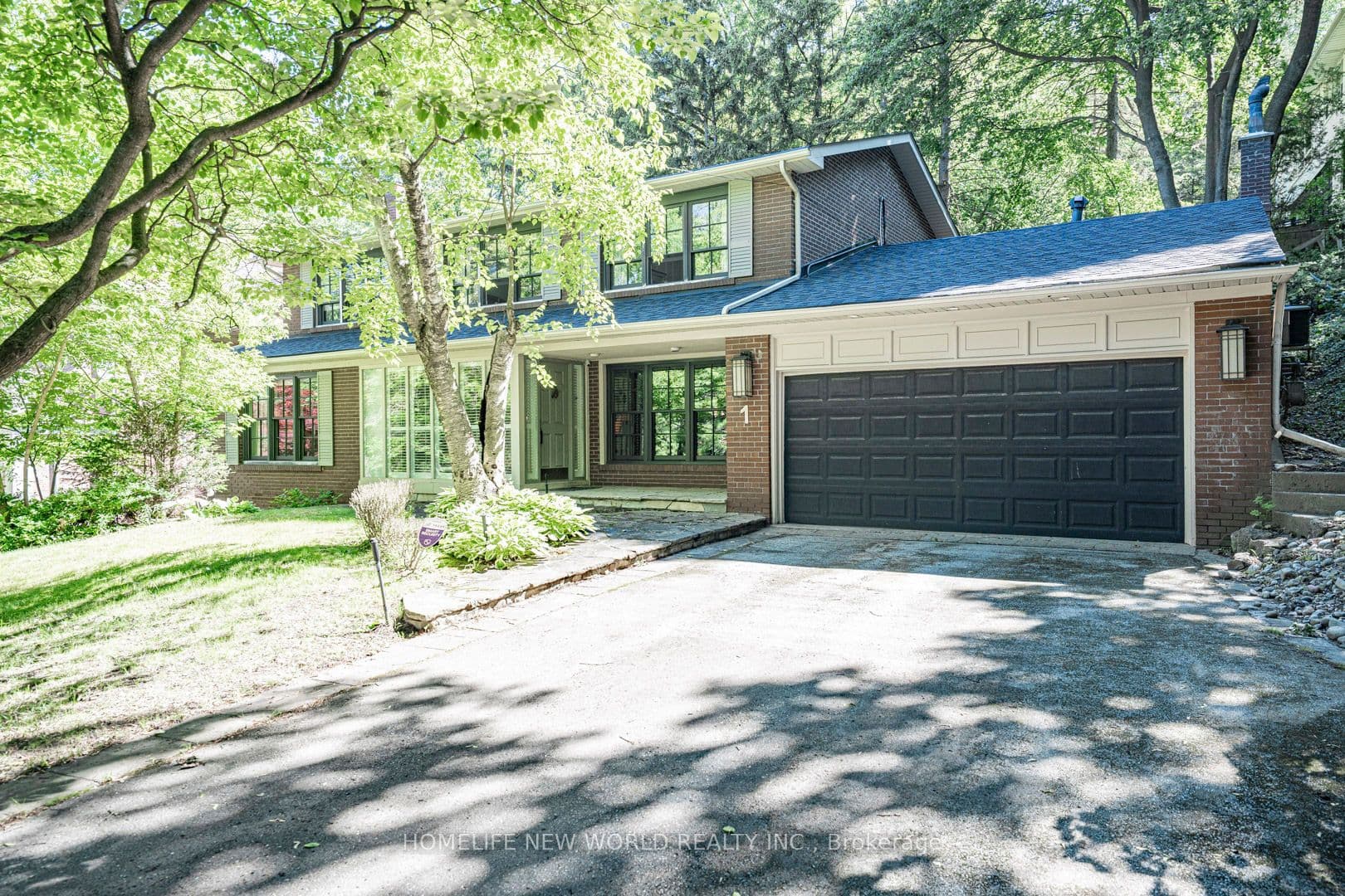 1 Campbell Crescent photo 1