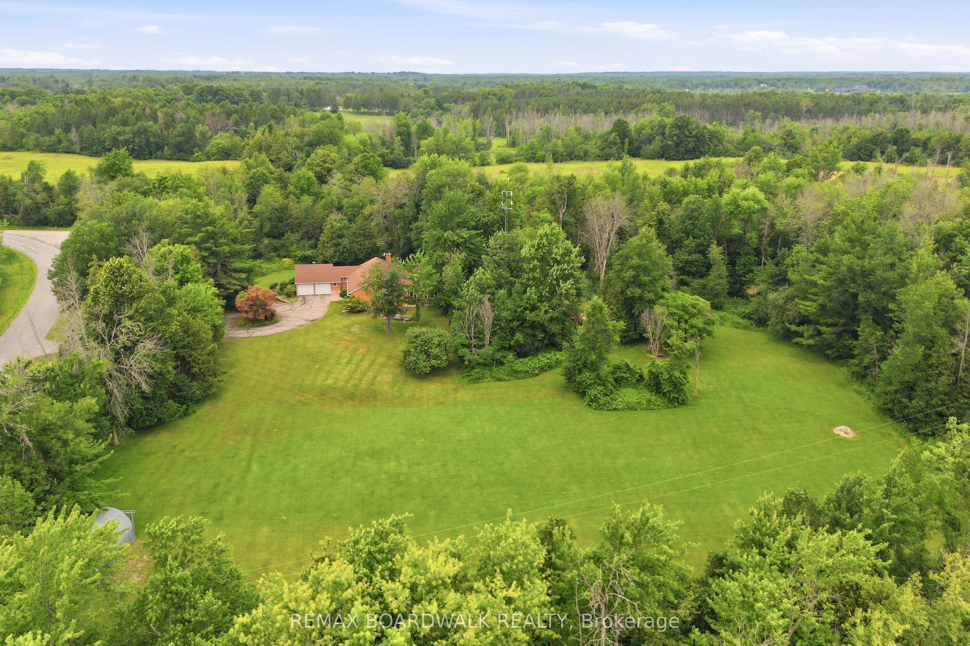 398 Mccann Road photo 1