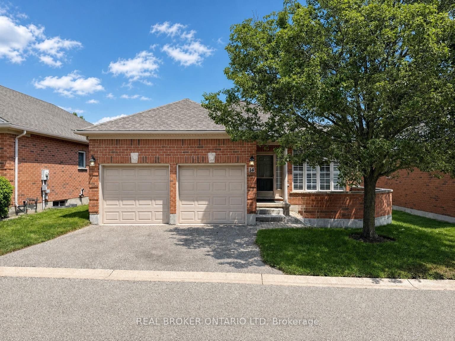 Unit 14 18 Cadeau Terrace photo 1