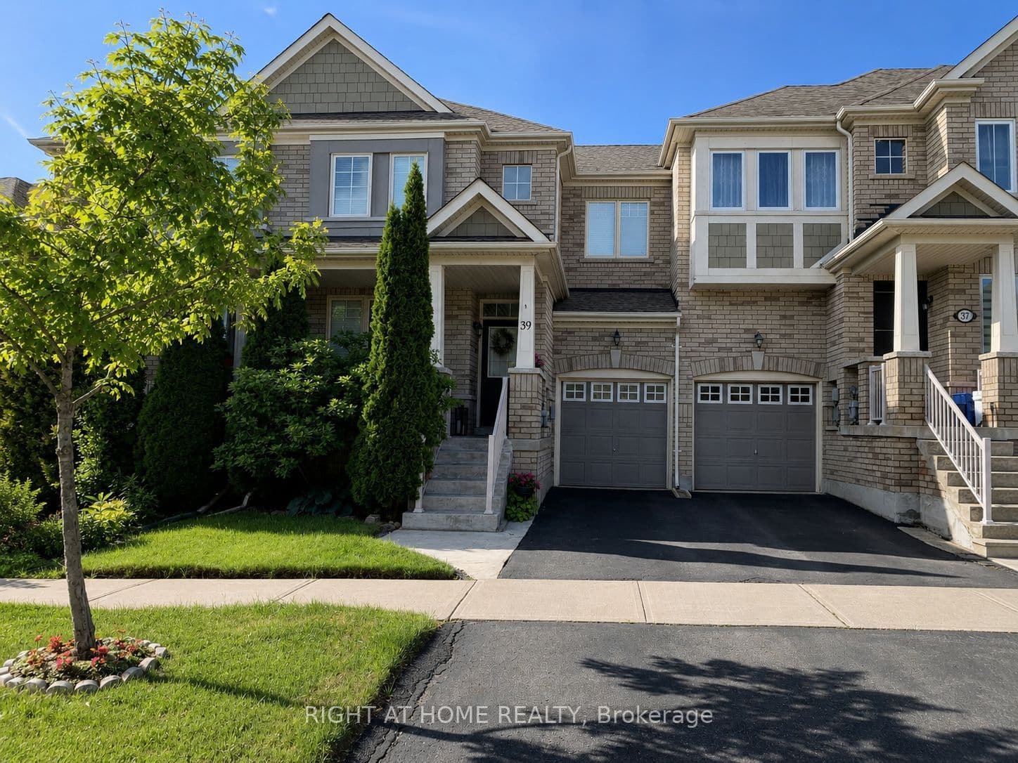 39 Pexton Avenue photo 1