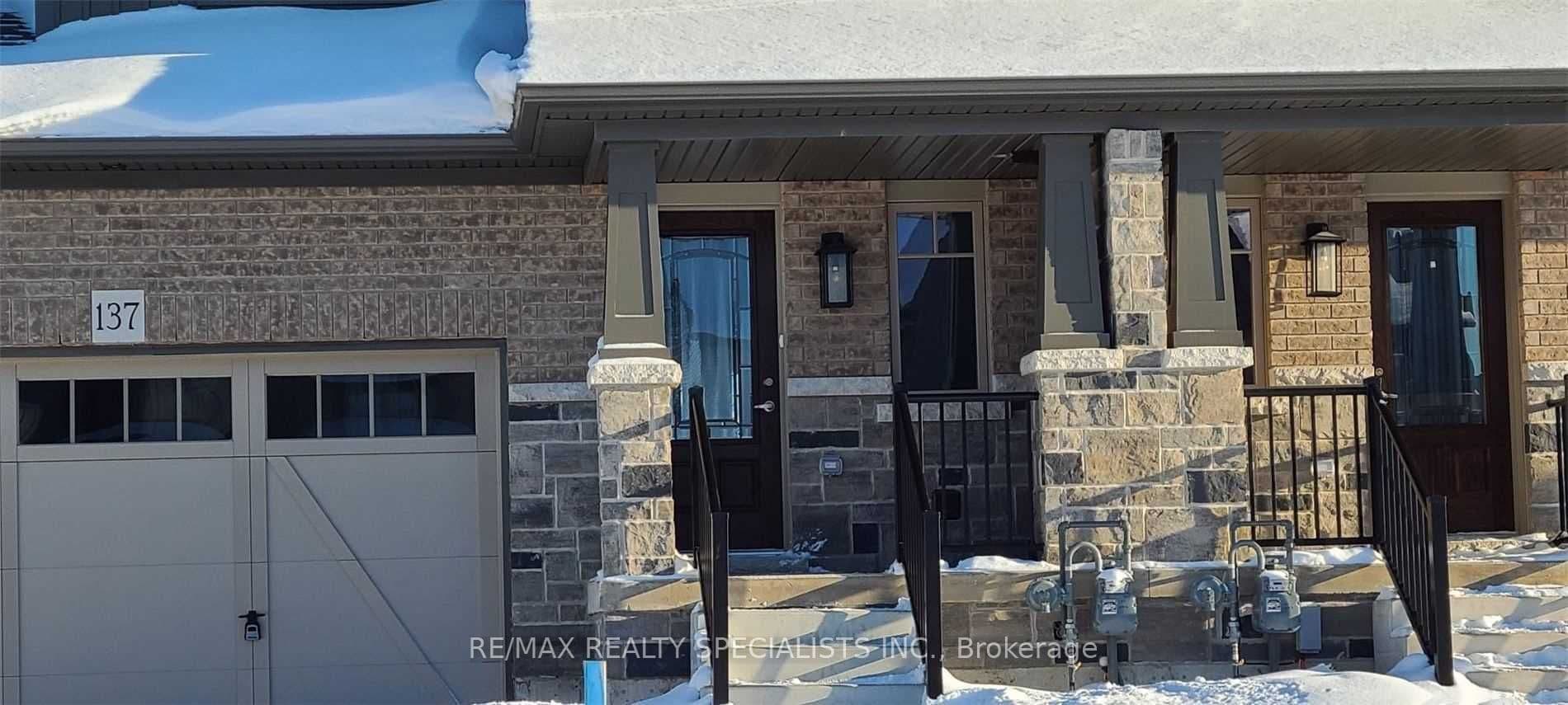 137 Stonebrook Way photo 1