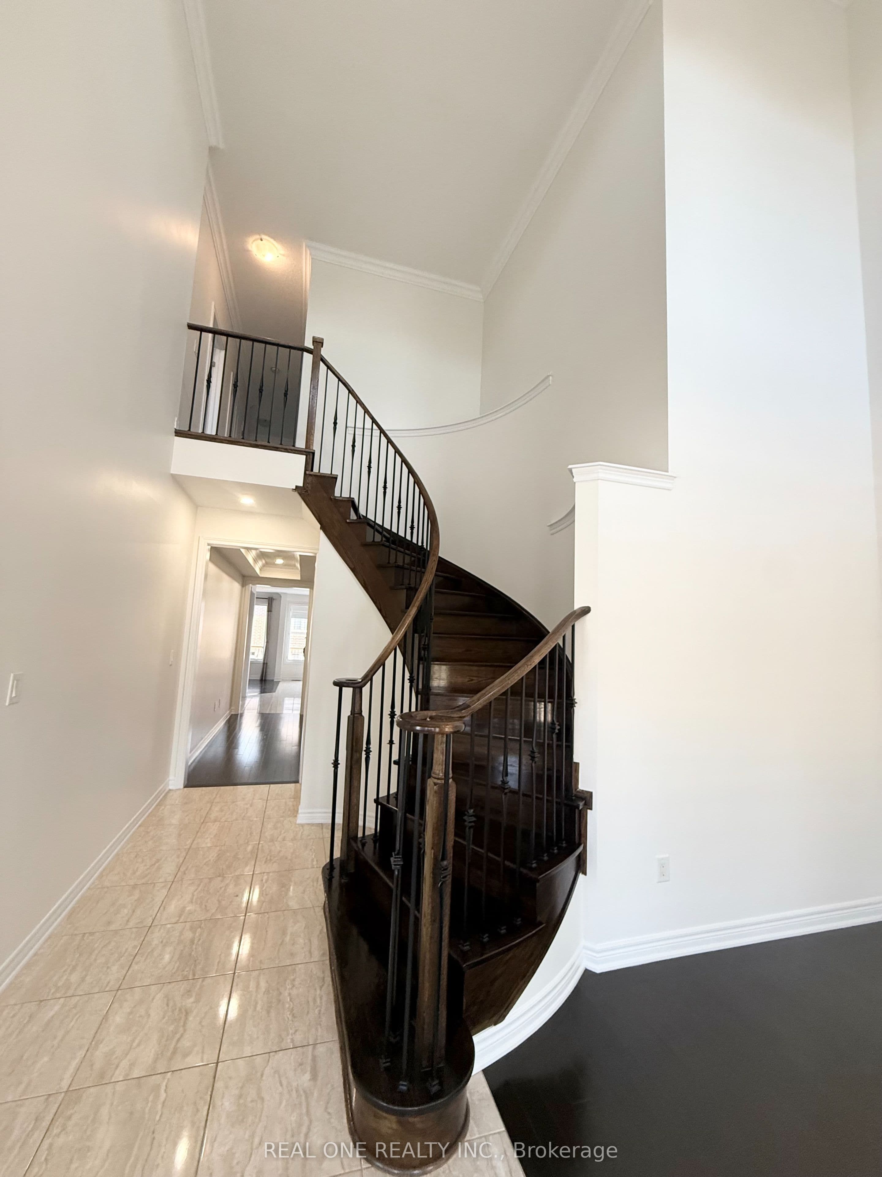 57 Busch Avenue photo 1