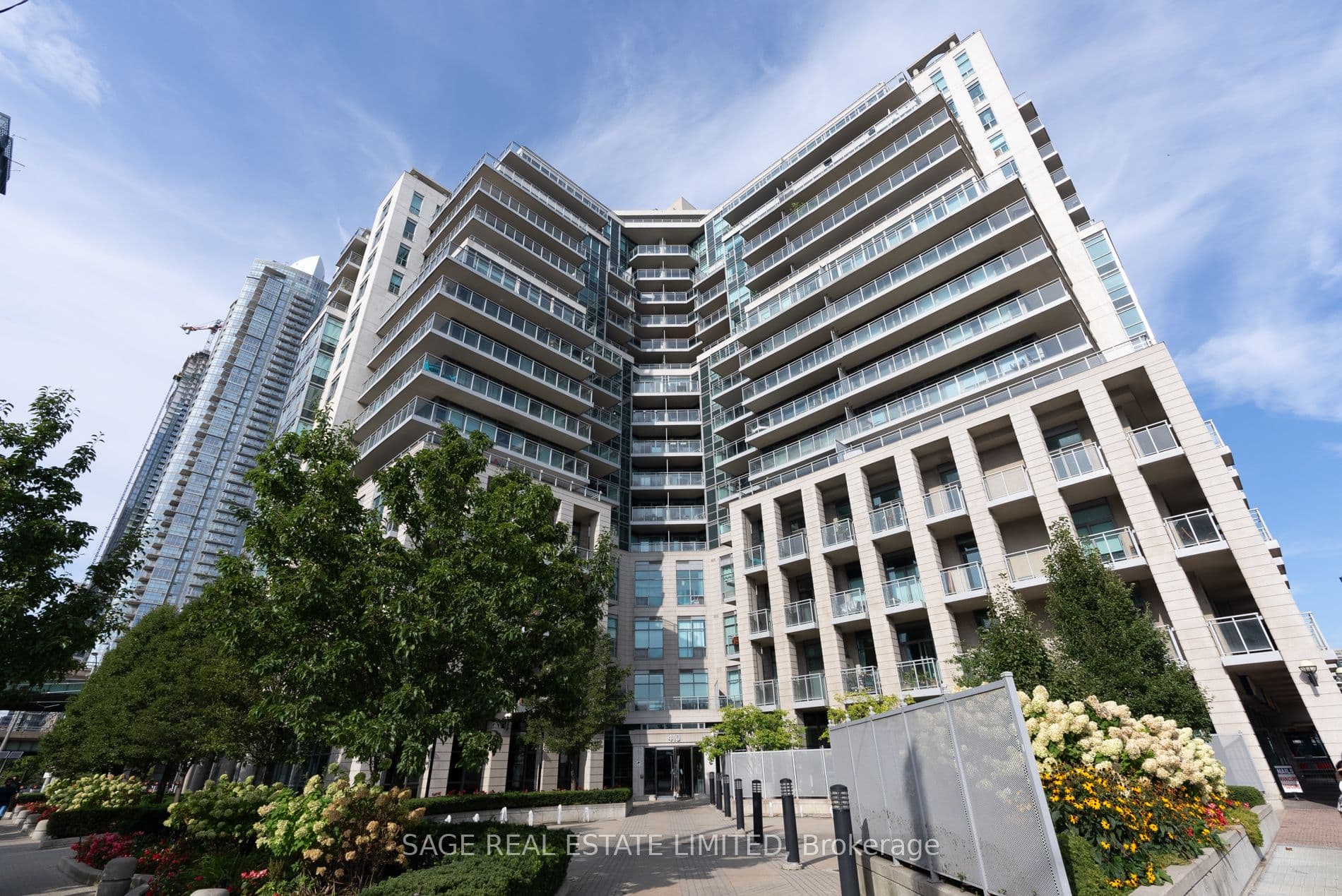 Unit 1115 410 Queens Quay photo 1