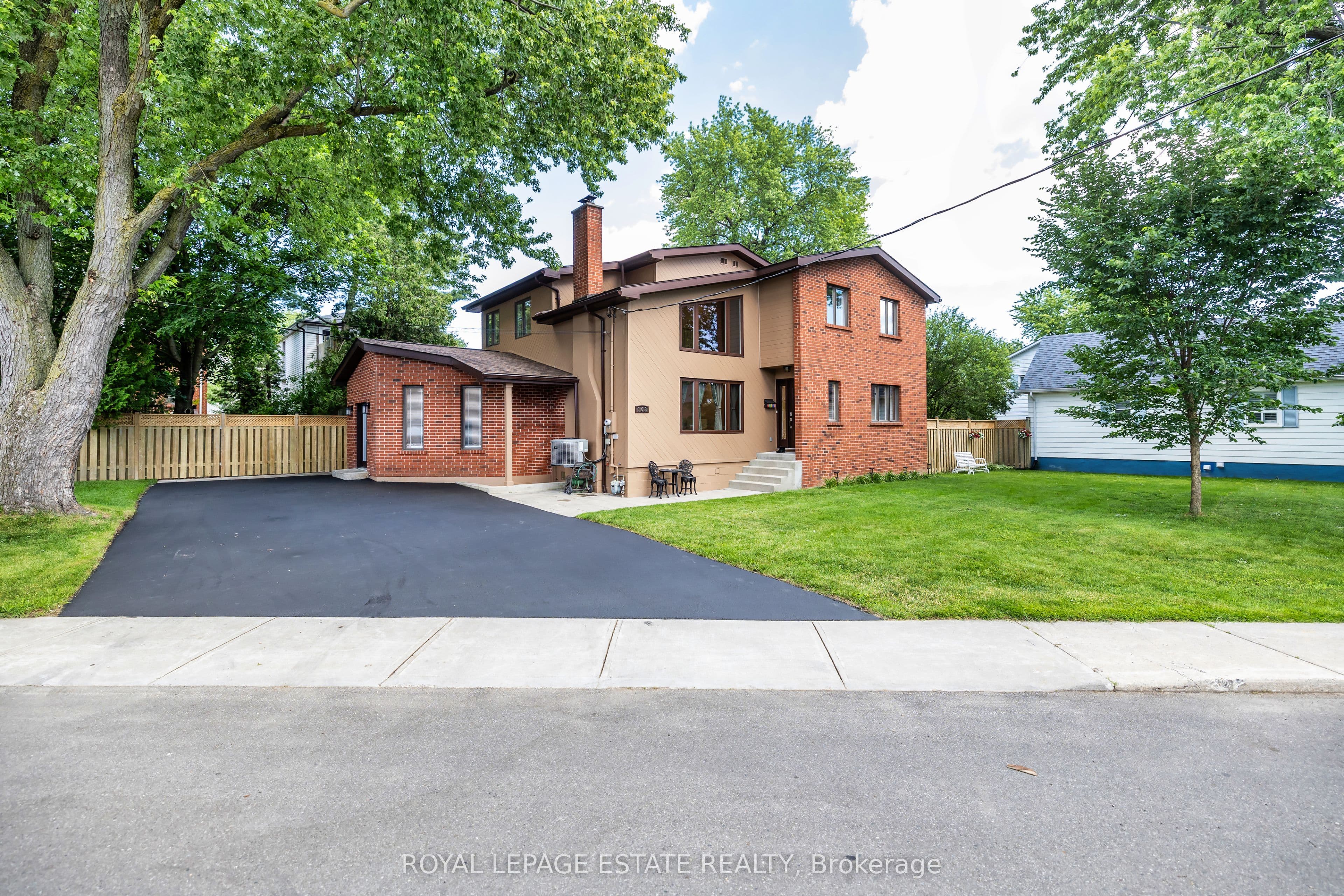 103 Aylesworth Avenue photo 1