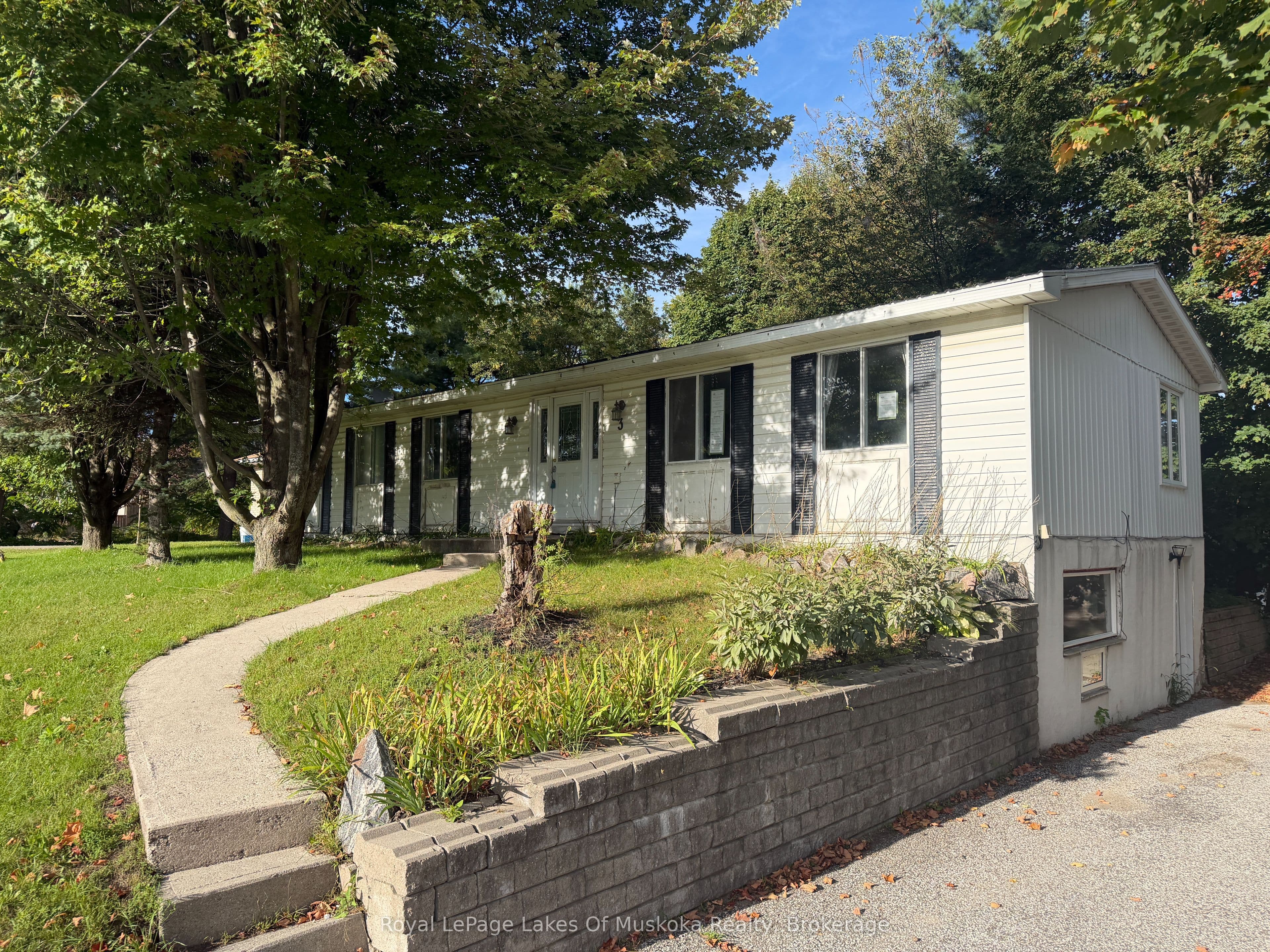 3 Wellington Street photo 1