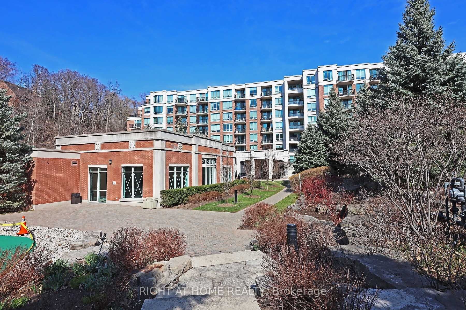 Unit 615 38 William Carson Crescent photo 1